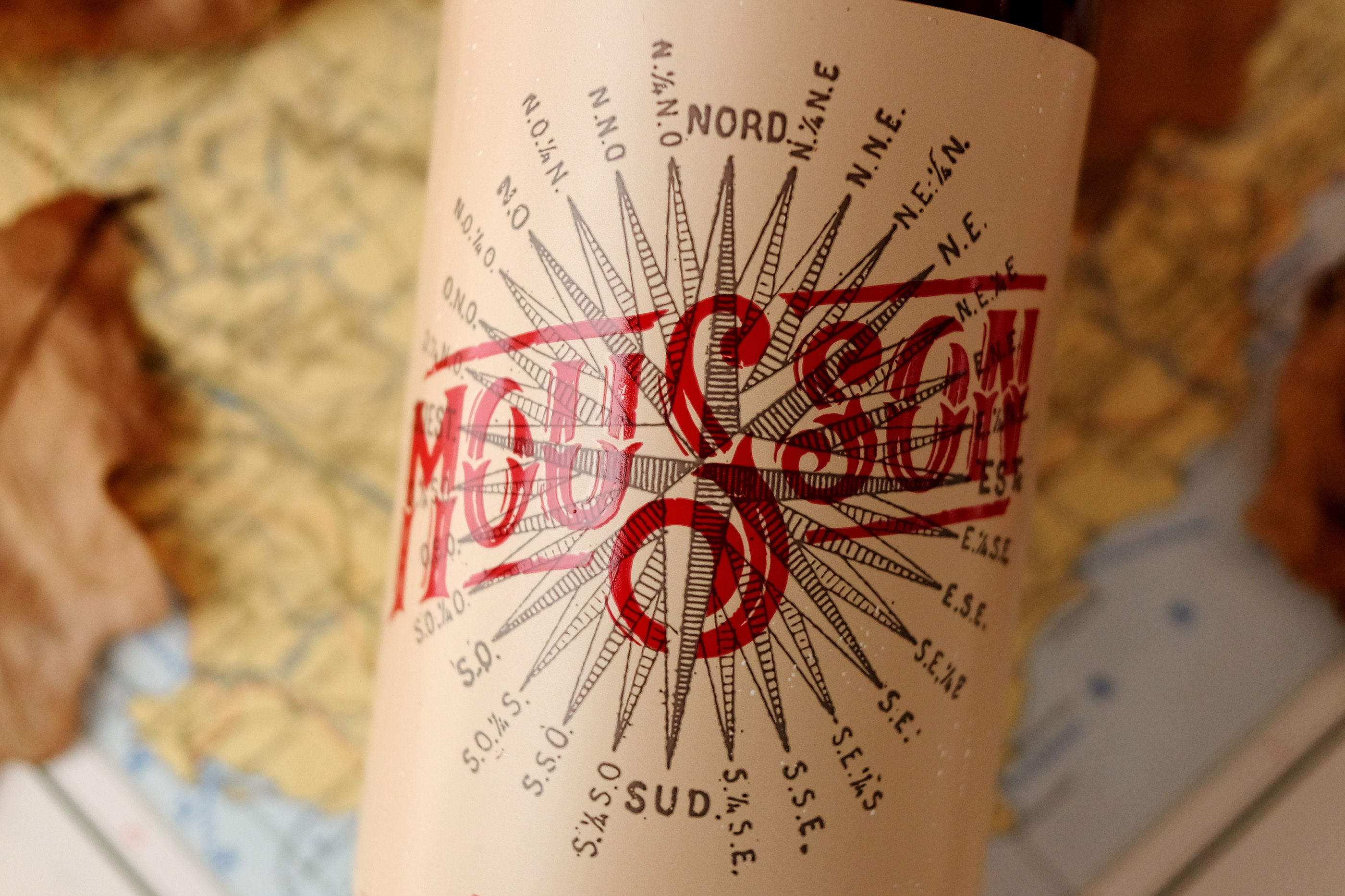 Дизайн пивной этикетки «Mousson» от Jaws Brewery — Изображение №8 — Брендинг на Dprofile
