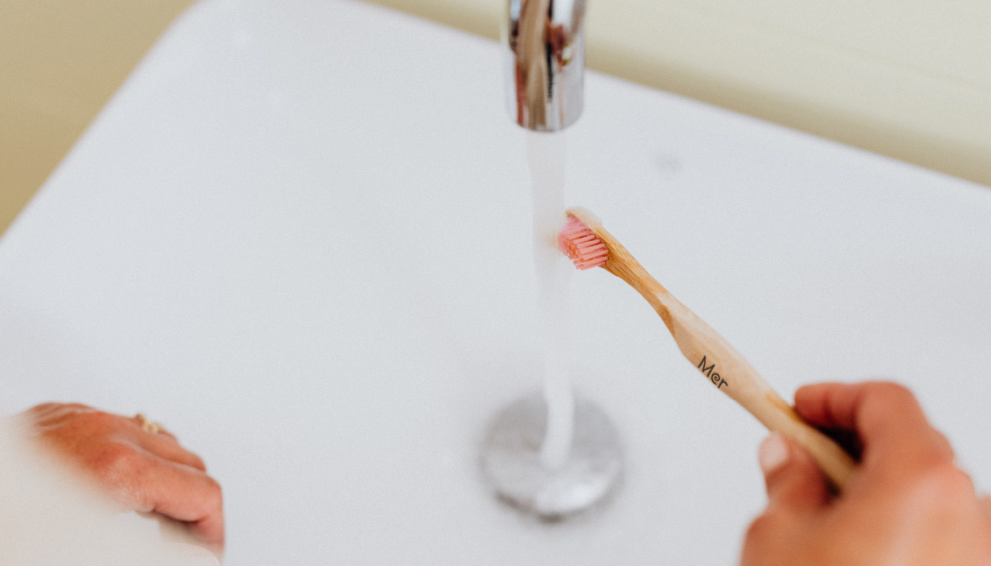 Toothbrush. Brand identity — Изображение №4 — Брендинг на Dprofile