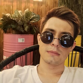 Аватар пользователя Максим Корниенко