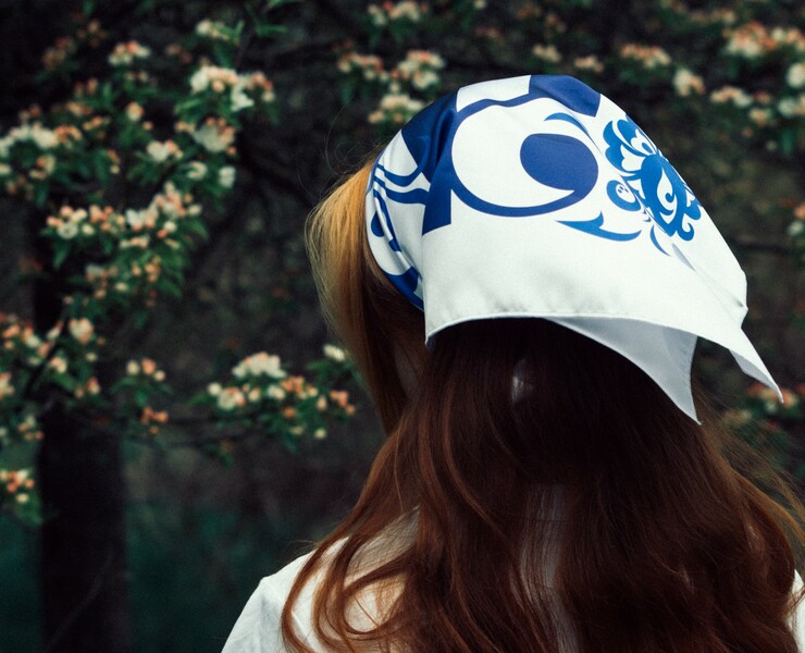SLOVO. Silk scarf design — Графика на Dprofile