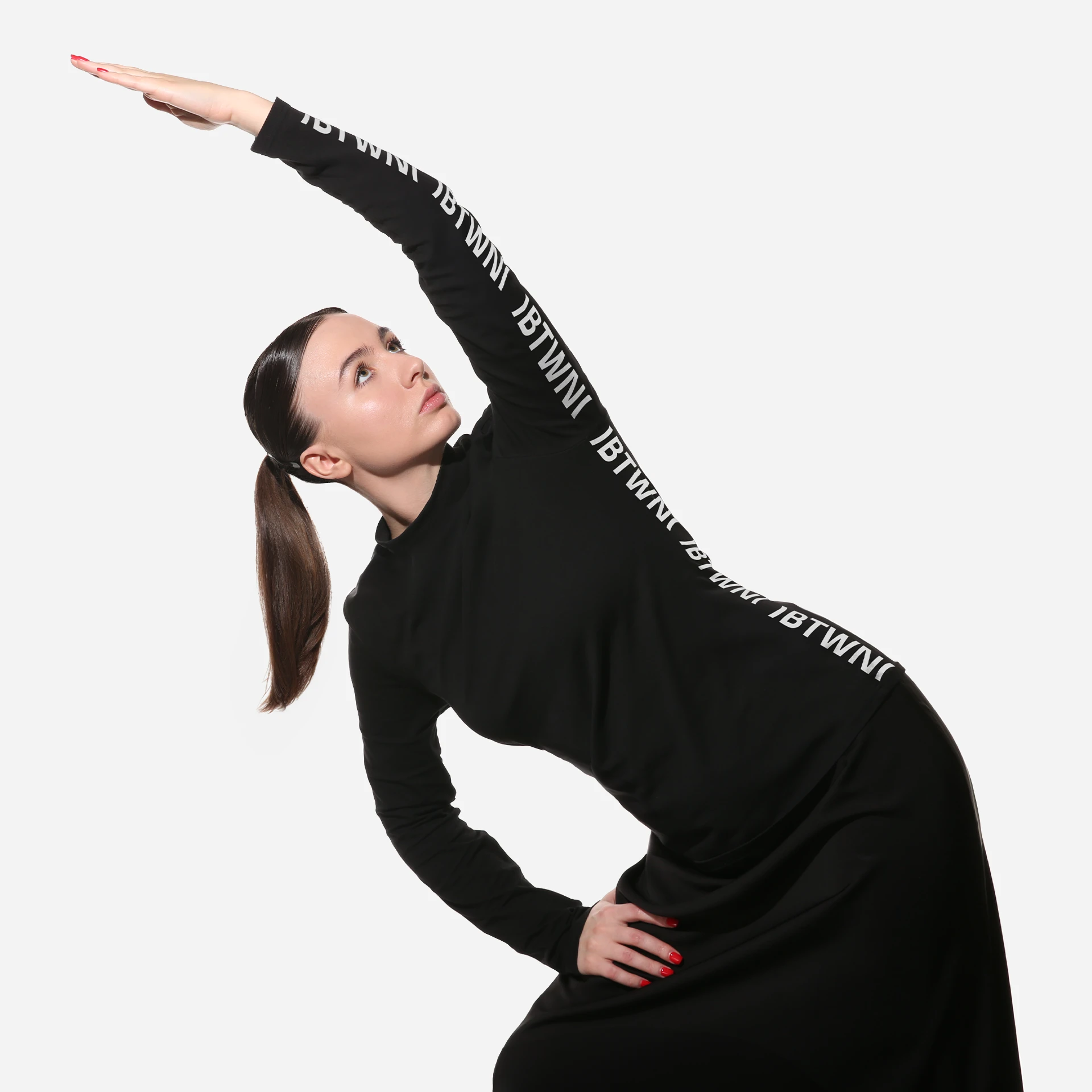 BTWN. Брендинг креативного агентства — Изображение №9 — Брендинг, Графика на Dprofile