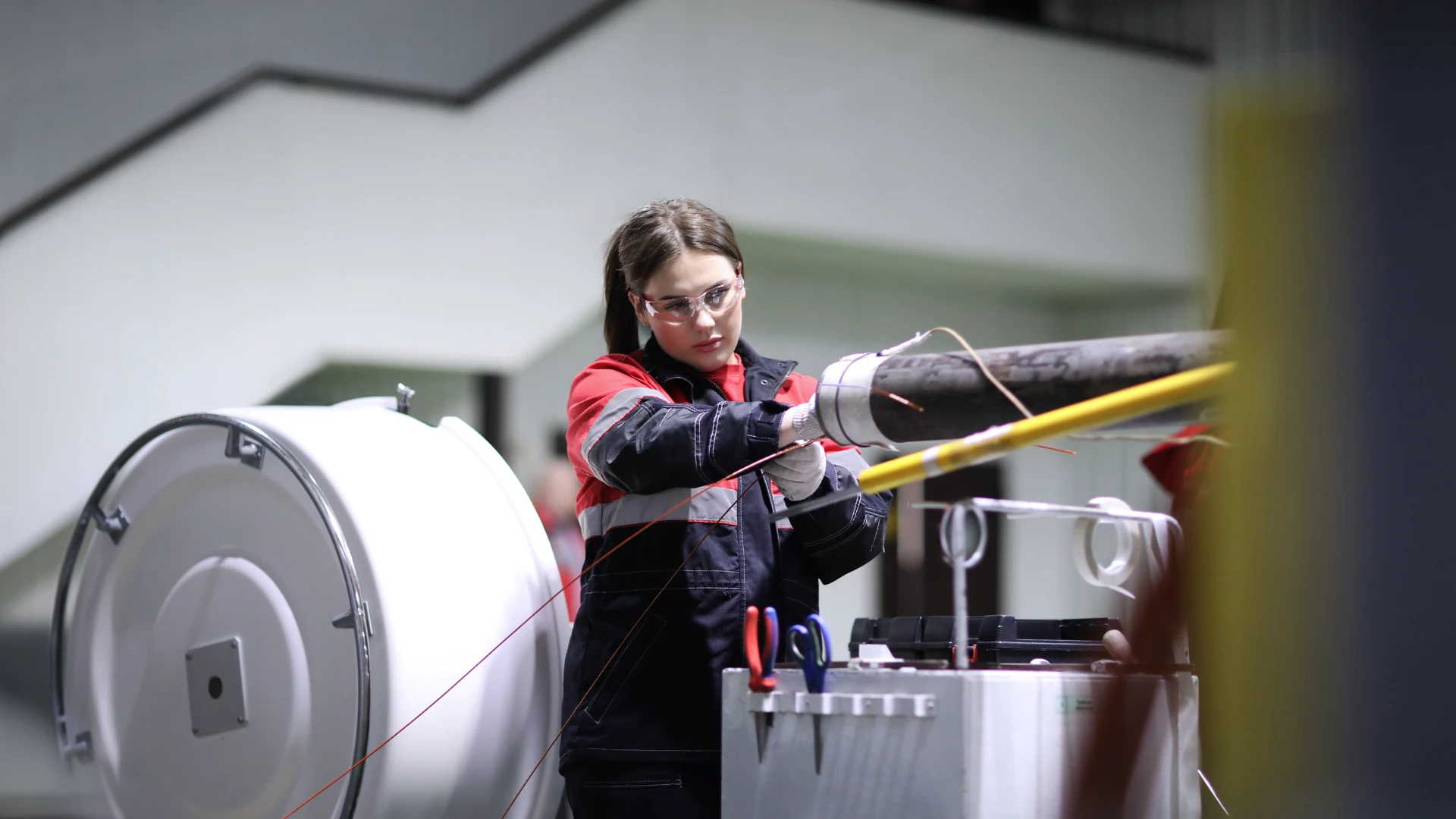 ЭПУ Сервис. Ребрендинг машиностроительного предприятия — Изображение №4 — Брендинг, Графика на Dprofile