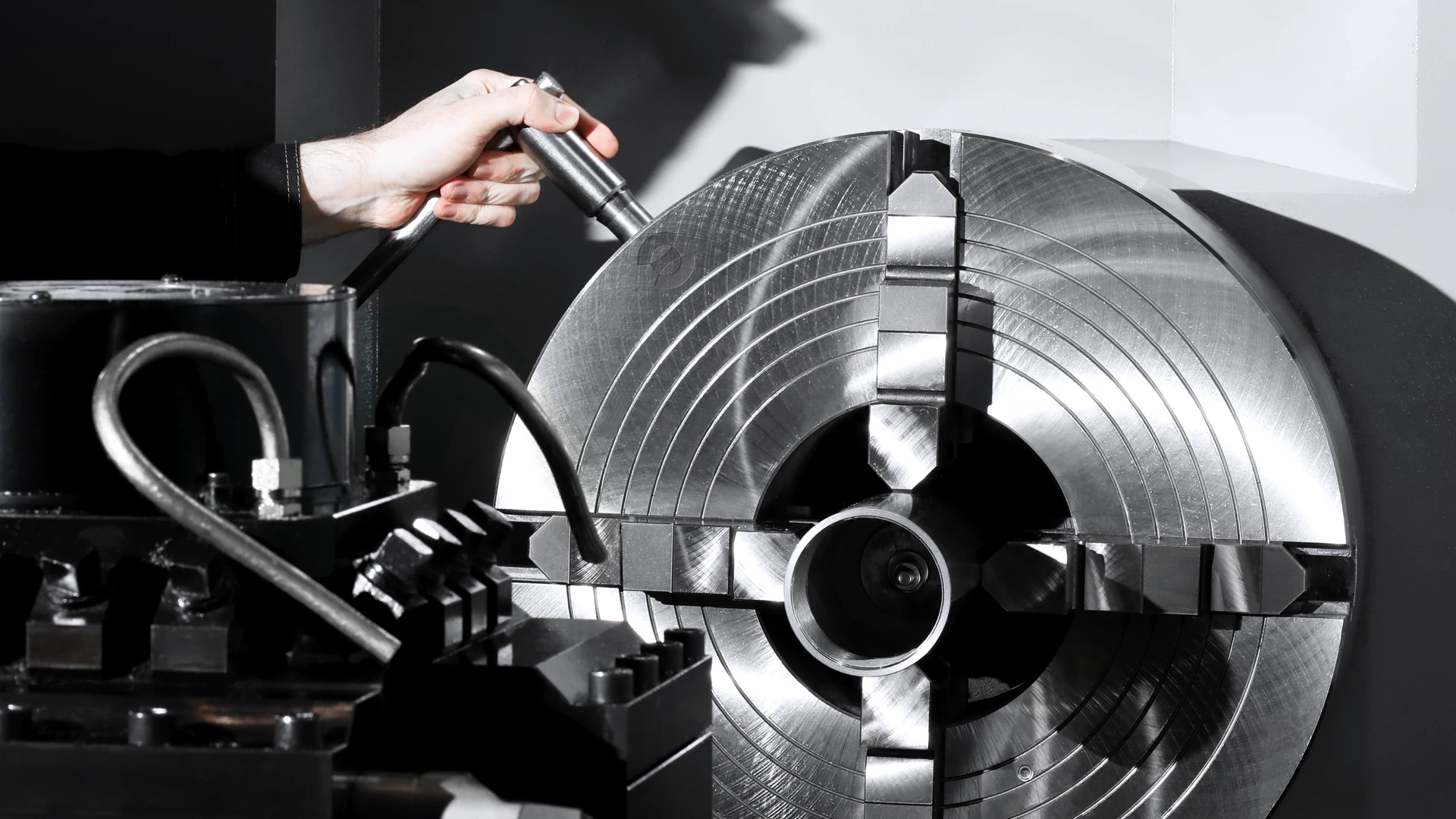 ЭПУ Сервис. Ребрендинг машиностроительного предприятия — Изображение №9 — Брендинг, Графика на Dprofile