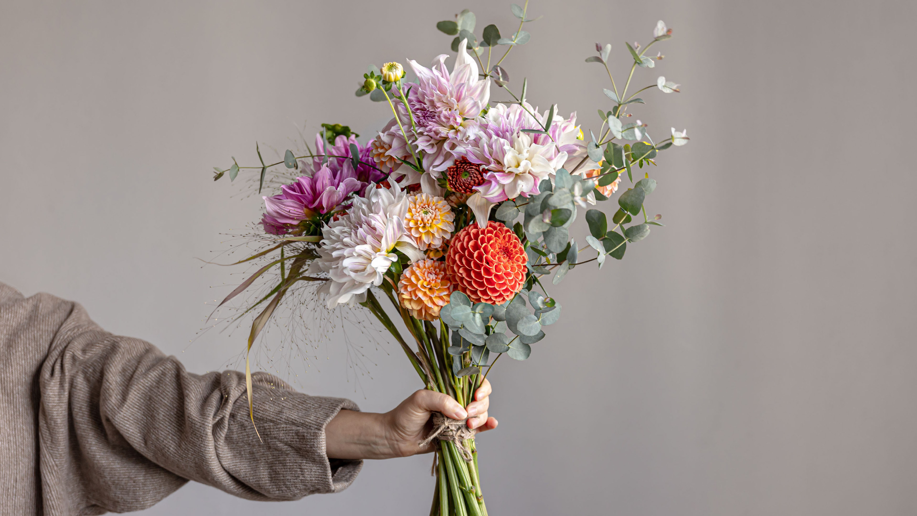 BRANDING| IDENTITY| DESIGN| FLOWERS| ЦВЕТОЧНЫЙ БУТИК — Изображение №12 — Брендинг, Иллюстрация на Dprofile