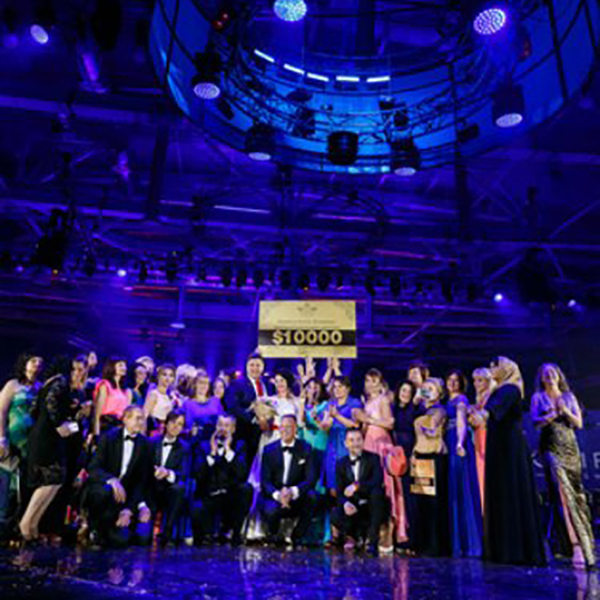 ORIFLAME — Изображение №10 — Брендинг, Графика на Dprofile