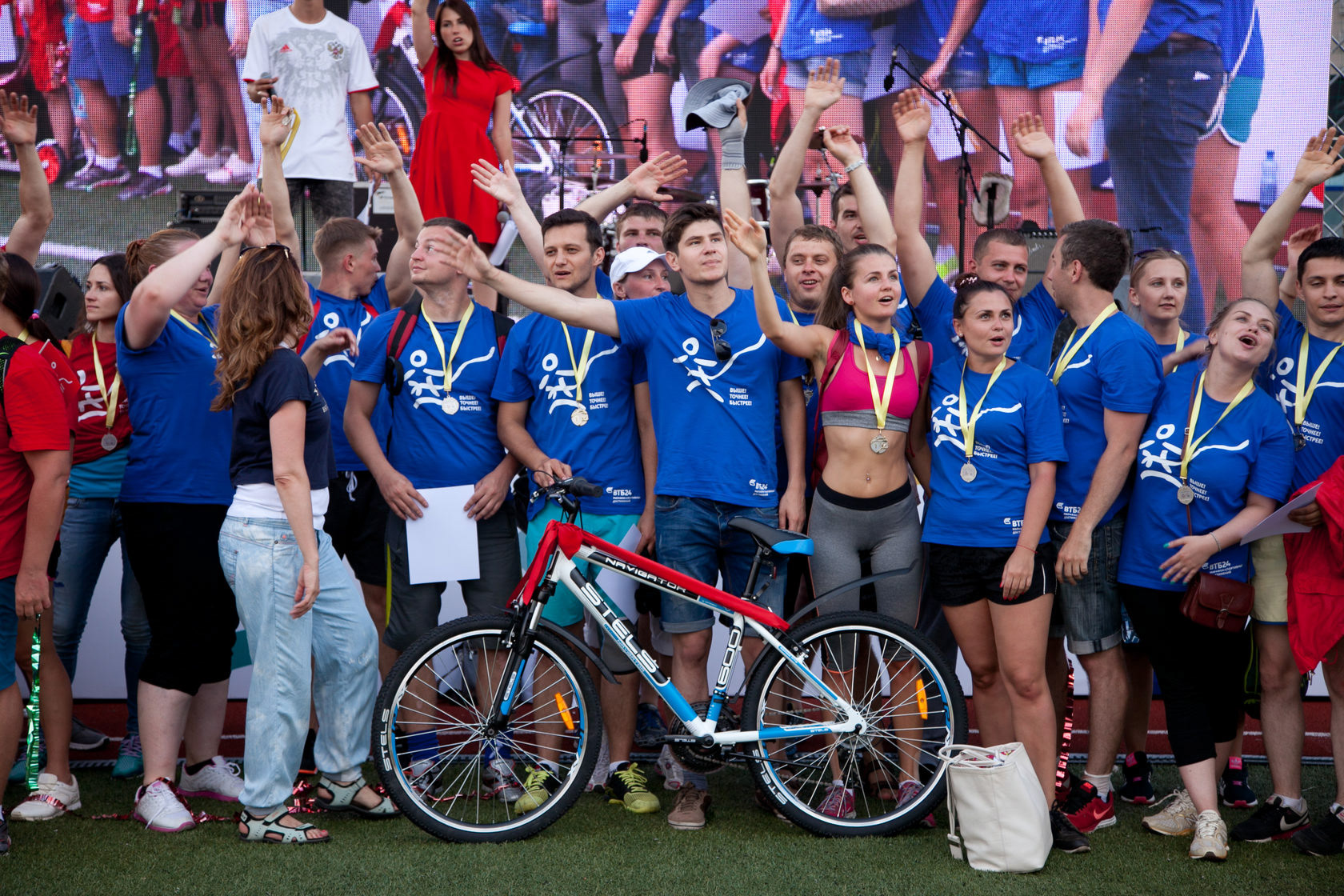 ВТБ 24 – Брендинг корпоративного мероприятия — Изображение №1 — Брендинг на Dprofile