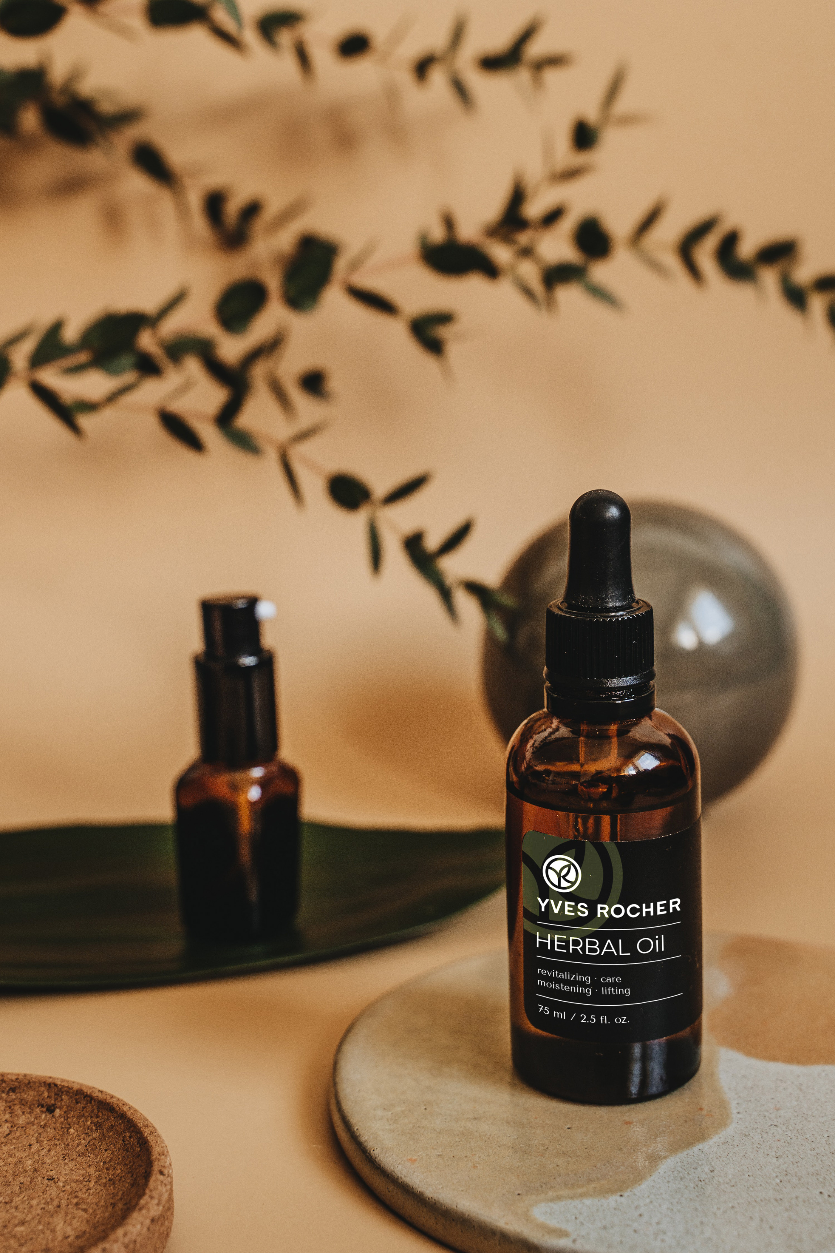 Концепт упаковки для косметического бренда Yves Rocher — Изображение №5 — Брендинг, Графика на Dprofile