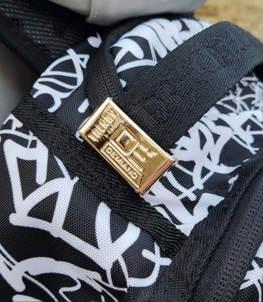 БРЕНДБУК, ЛОГОТИП, ФИРМЕННЫЙ СТИЛЬ для компании Demiand — Изображение №43 — Брендинг на Dprofile