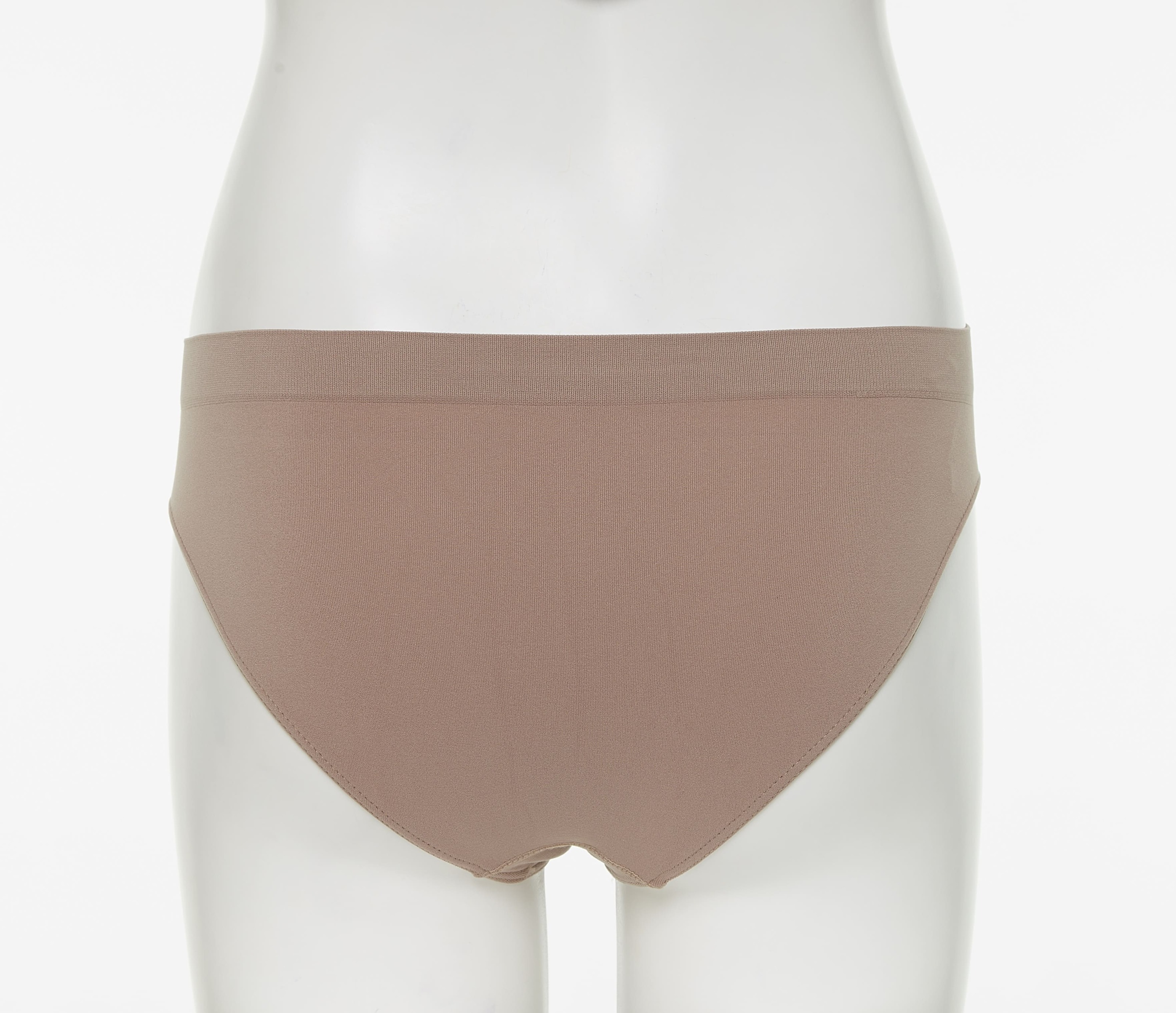 Создание эффекта  прозрачного манекена для маркетплейса — Изображение №6 — Брендинг, 3D на Dprofile