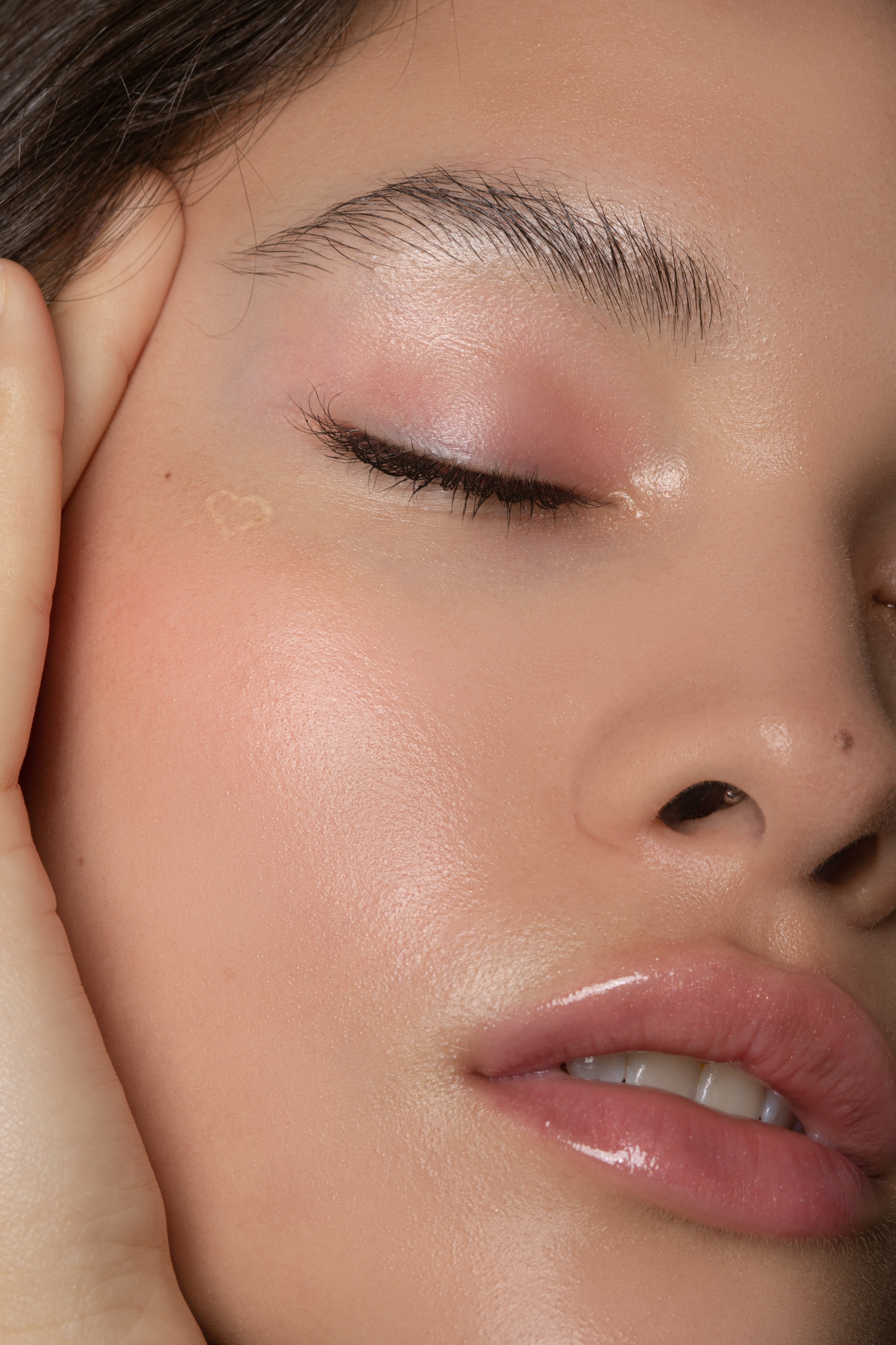 Бьюти ретушь портрера/коммерческая ретушь. — Изображение №1 — Иллюстрация, Графика на Dprofile