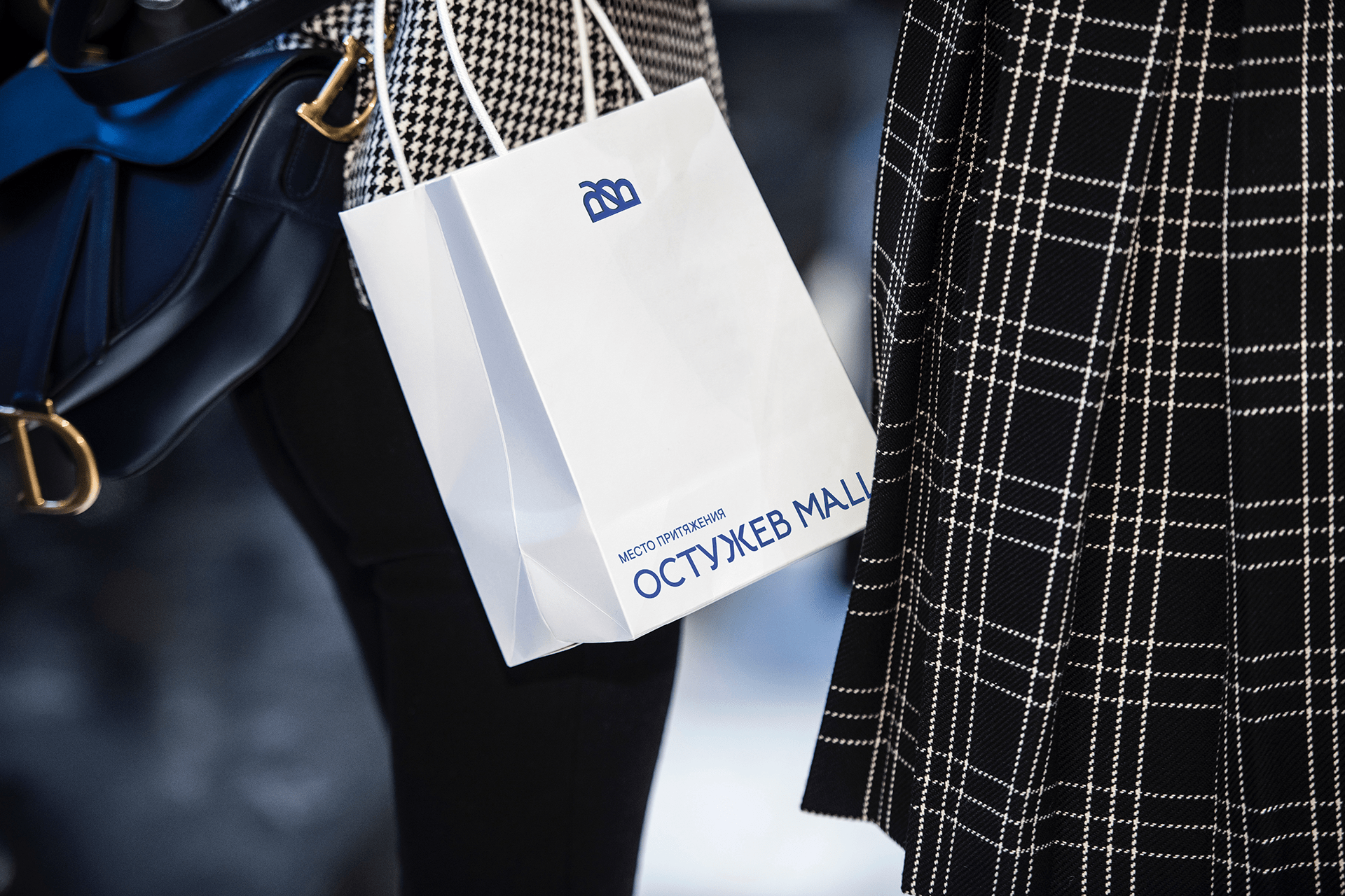 Ostuzhev Mall — Изображение №7 — Брендинг, Графика на Dprofile
