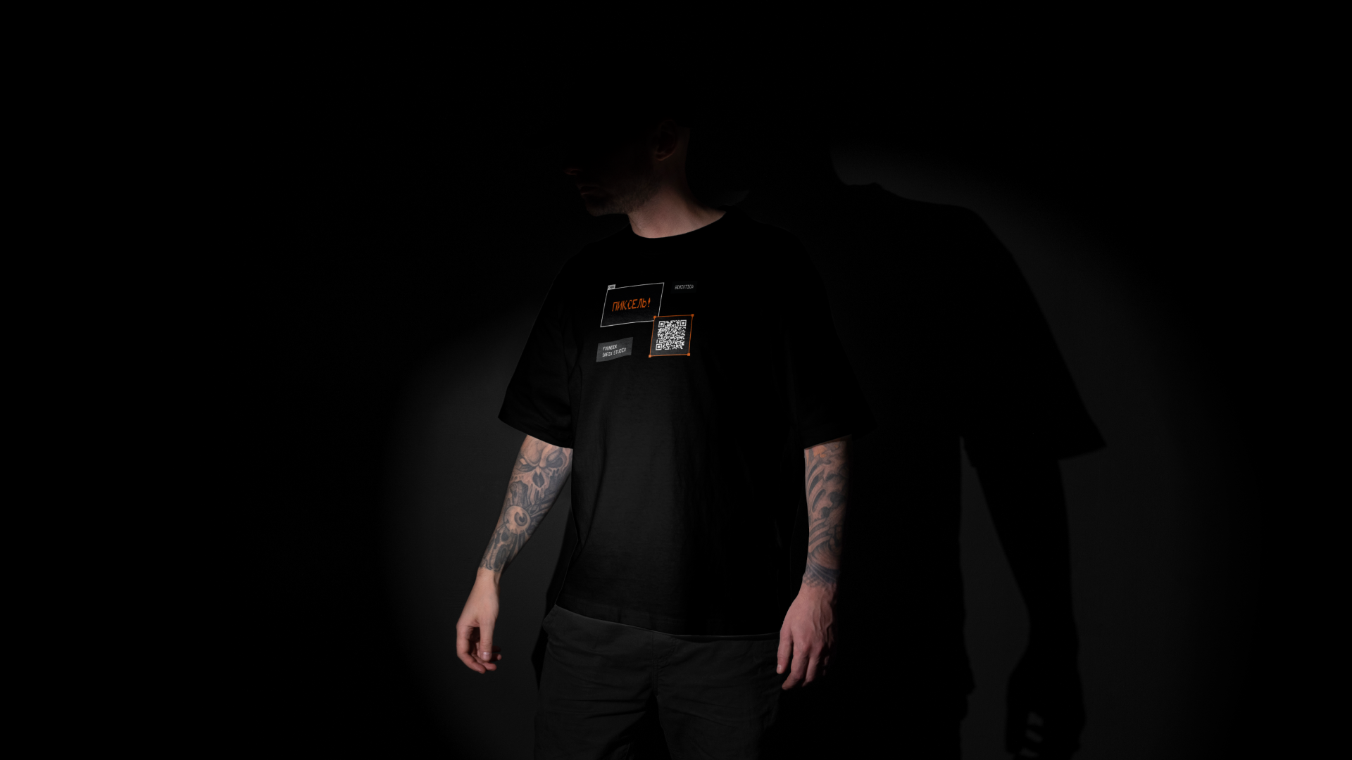 Принт футболки-визитки для Саши Пикселя — Изображение №5 — Брендинг, Графика на Dprofile