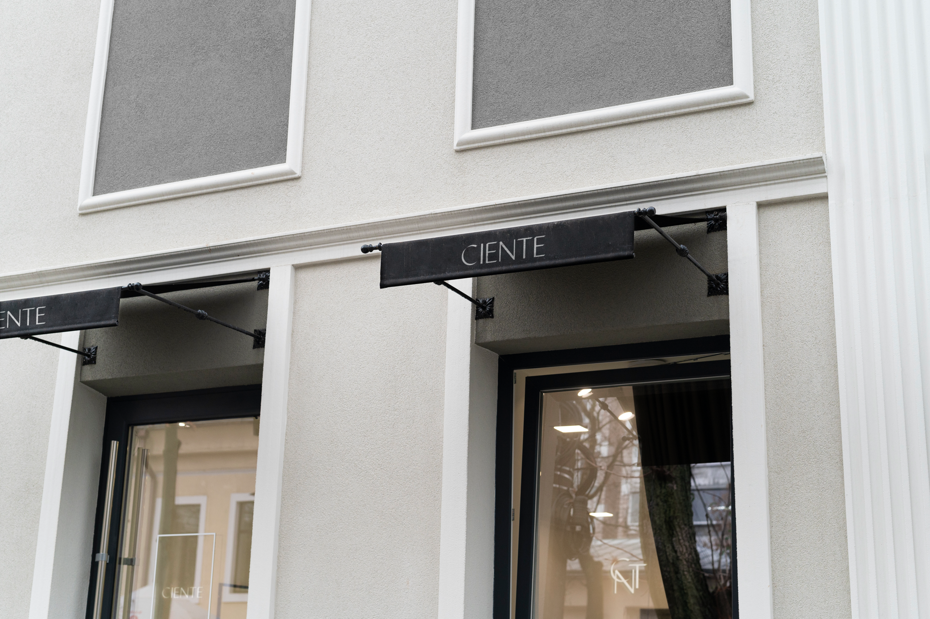 Brand identity | portugal clothing store CIENTE — Изображение №1 — Интерфейсы, Брендинг на Dprofile