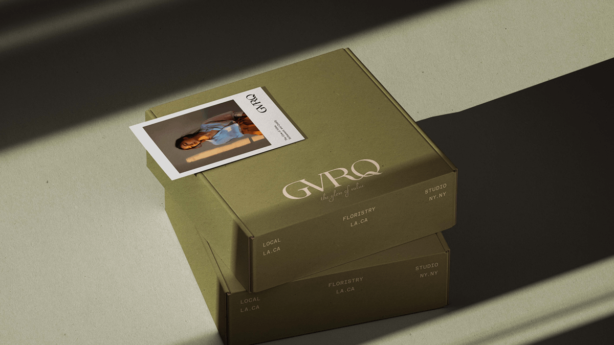 Фирменный стиль для бренда женской одежды GVRQ — Изображение №9 — Брендинг на Dprofile