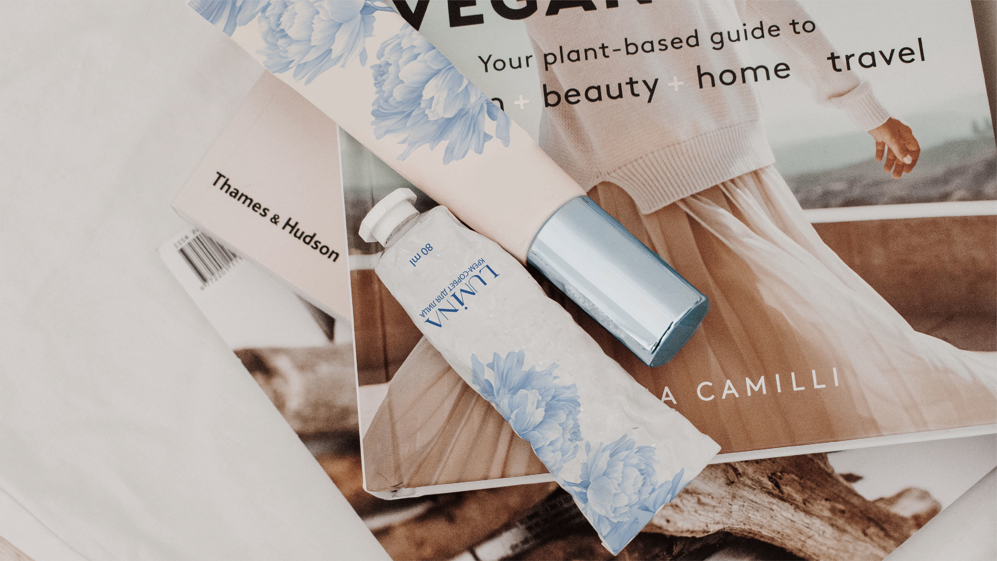 КОСМЕТИКА — Изображение №5 — Брендинг, Графика на Dprofile