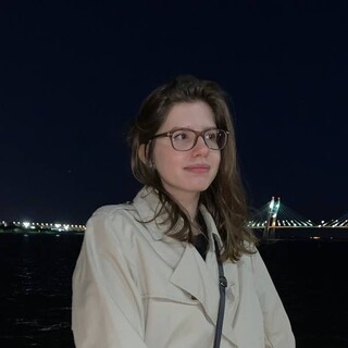 Аватар пользователя Арина Тонковидова