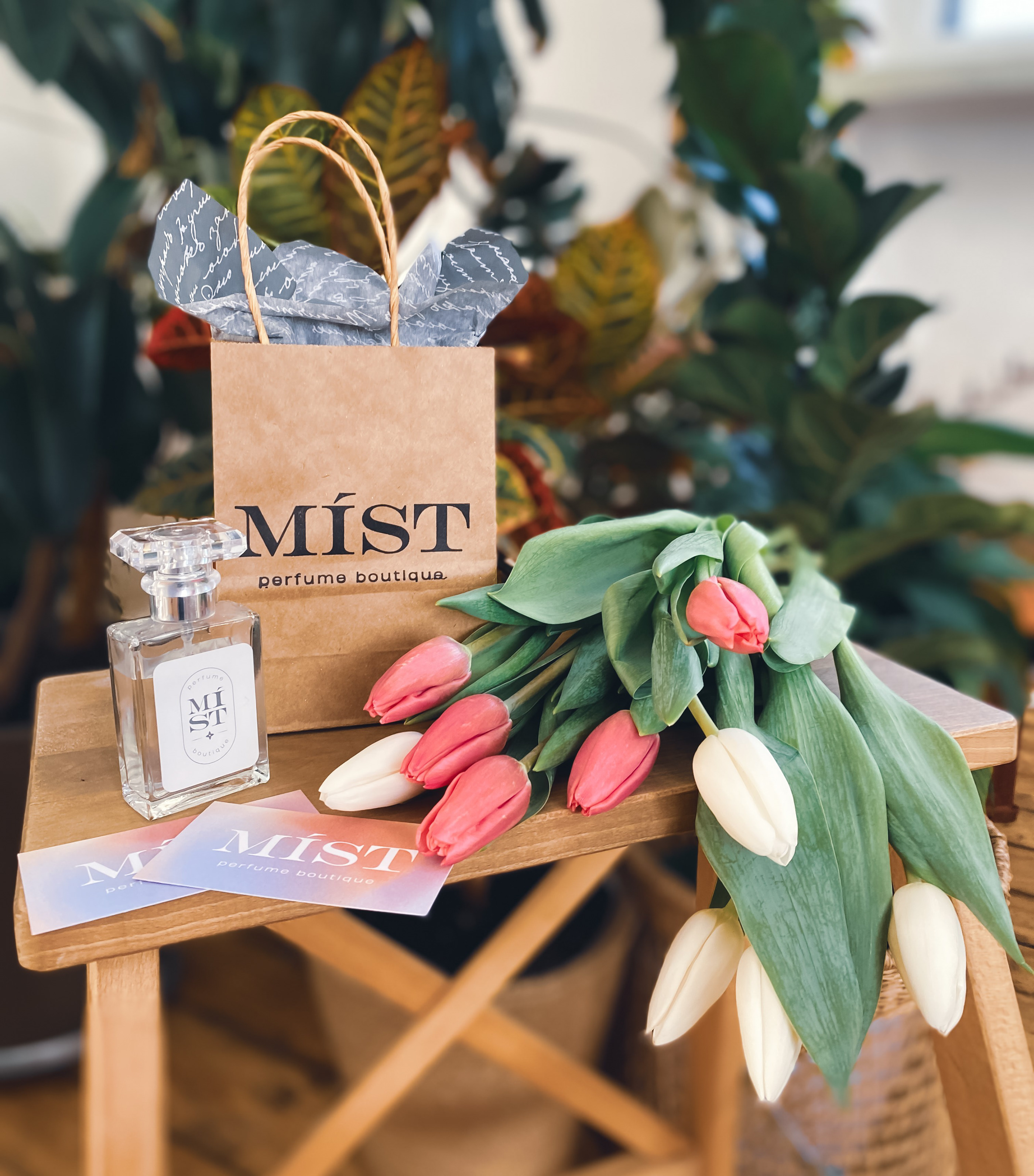 Mist - perfume boutique — Изображение №32 — Брендинг, Графика на Dprofile