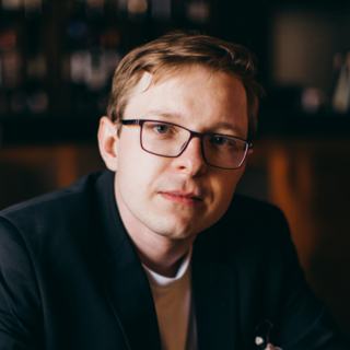 Аватар пользователя Вова Лаврентьев