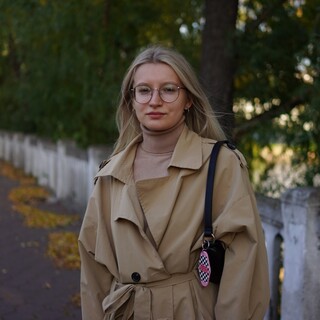 Аватар пользователя Юля Лаврова