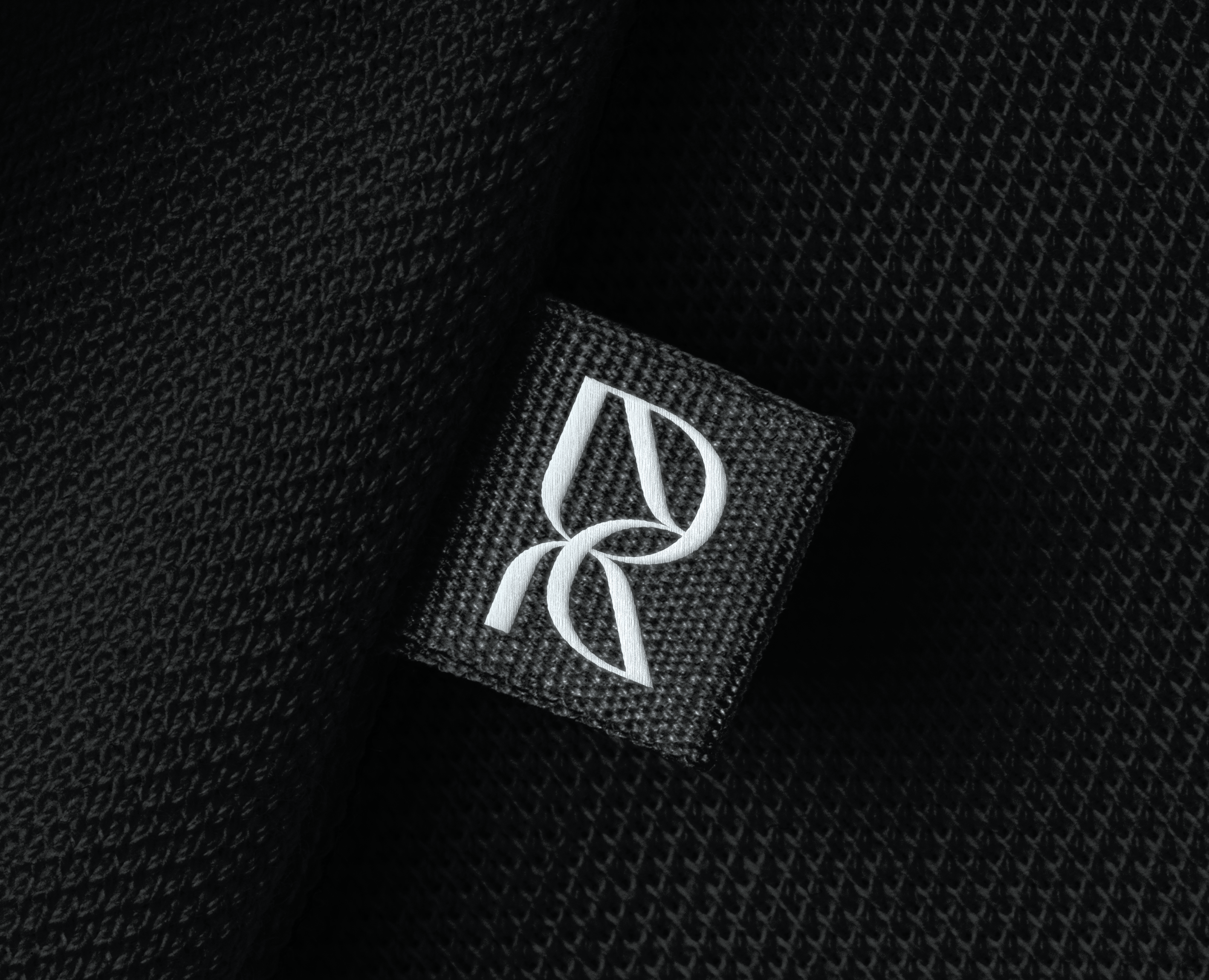 Logo for the clothing brand YULIYA RAK — Брендинг на Dprofile