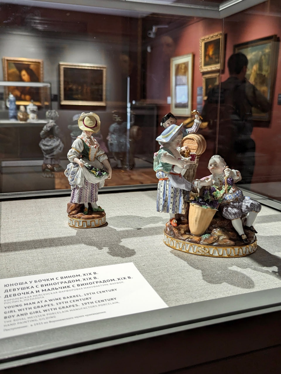 Дизайн-проект выставочного зала для музея — Изображение №8 — Брендинг на Dprofile