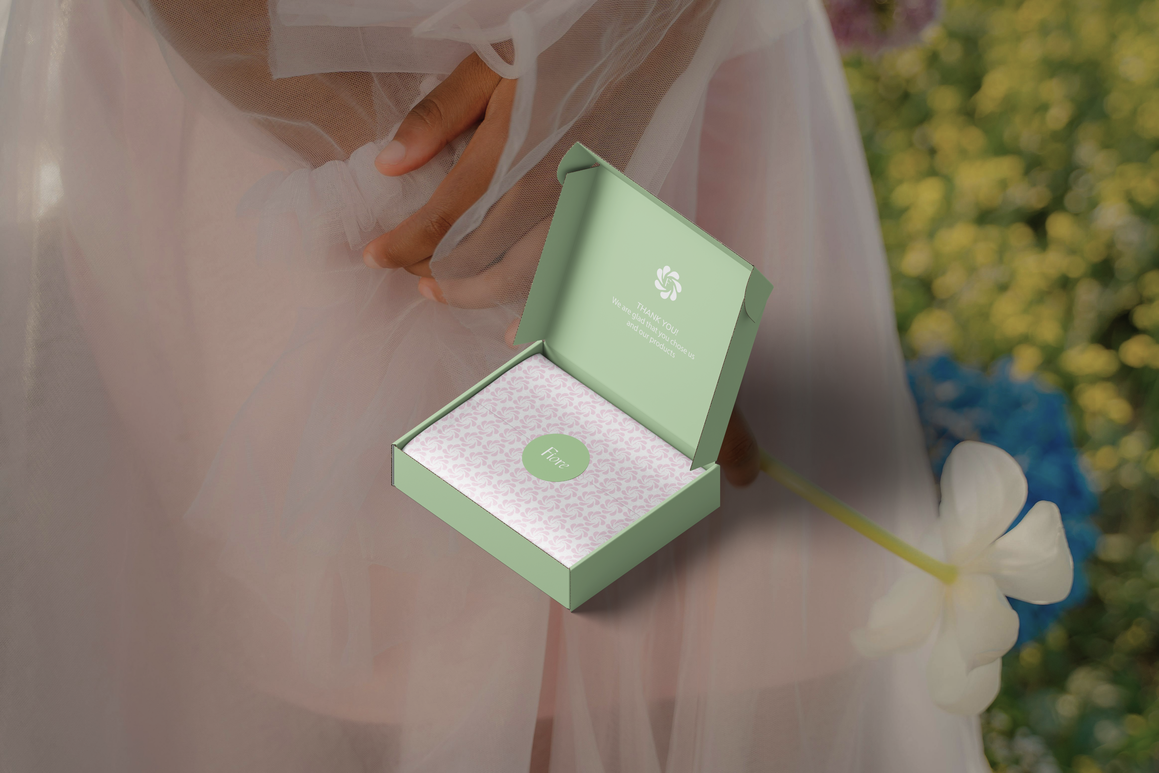 Бренд женской косметики Fiore — Изображение №10 — Брендинг на Dprofile