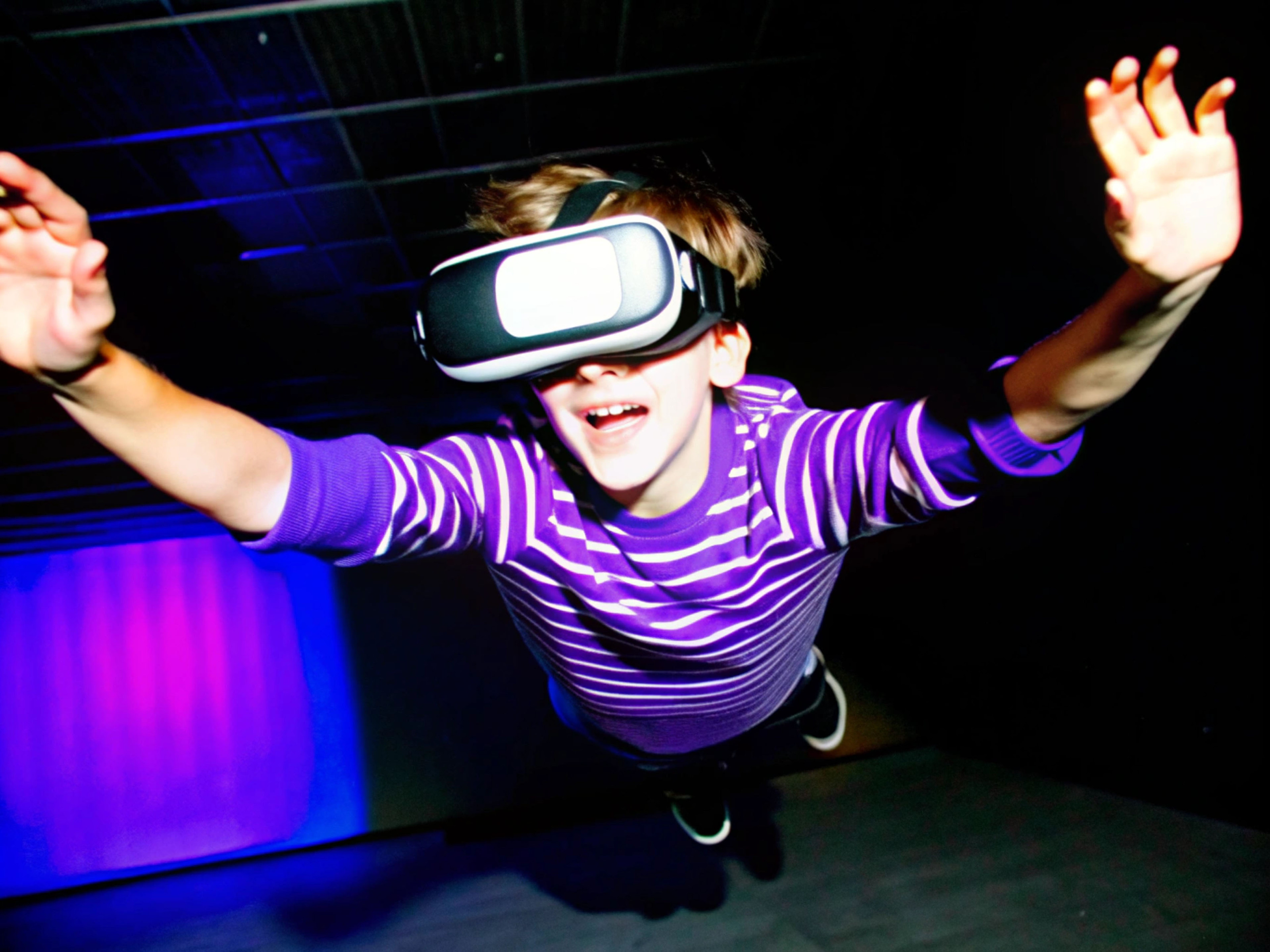 VR-MIRA/ VISUAL IDENTITY/ VR-EDUCATION — Изображение №16 — Брендинг на Dprofile