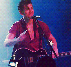 Long Read Arctic Monkeys | Лонгрид Arctic Monkeys — Изображение №18 — Интерфейсы, Графика на Dprofile