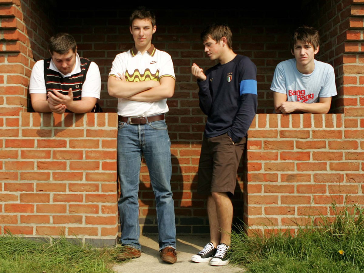 Long Read Arctic Monkeys | Лонгрид Arctic Monkeys — Изображение №13 — Интерфейсы, Графика на Dprofile