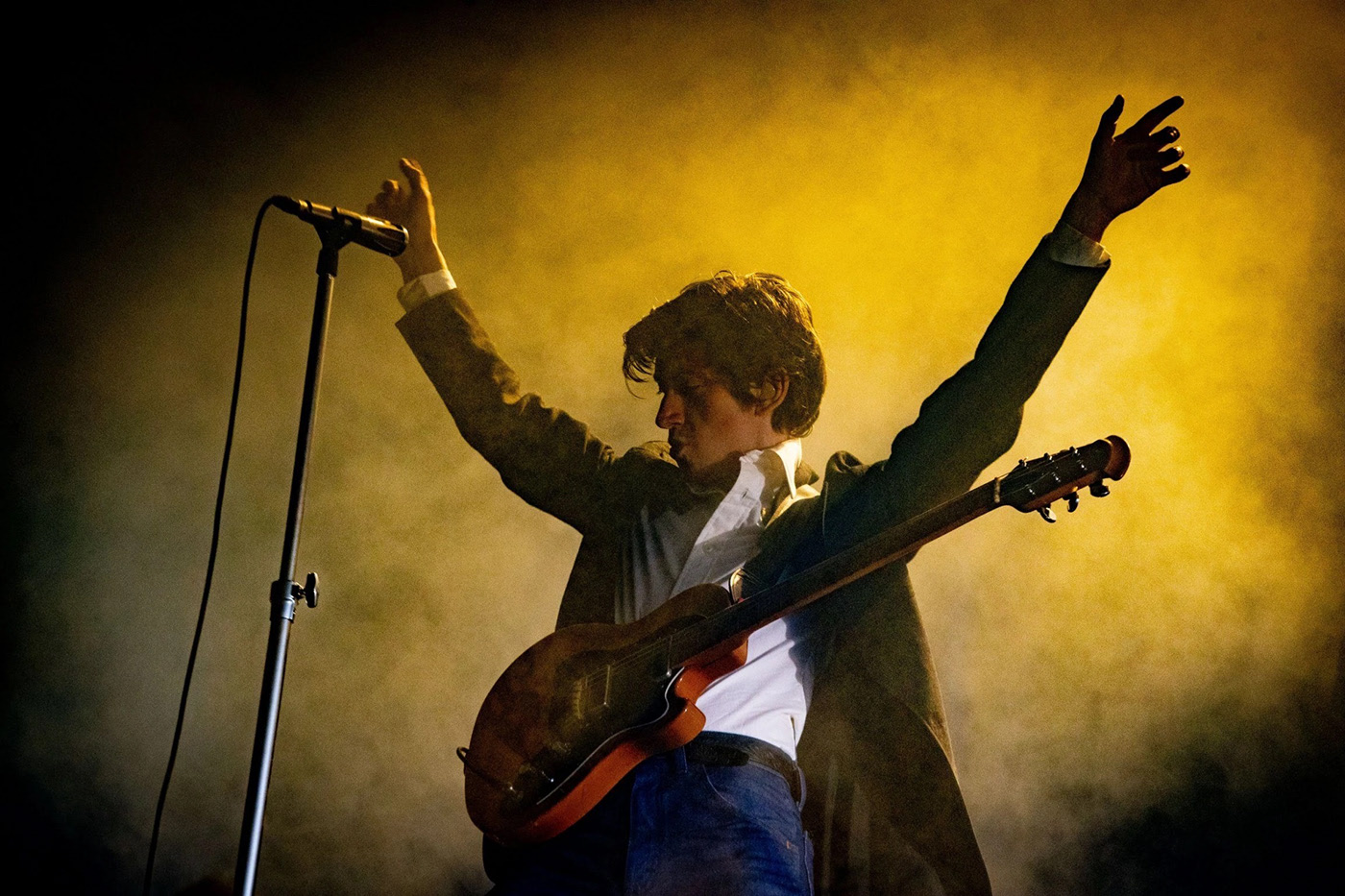 Long Read Arctic Monkeys | Лонгрид Arctic Monkeys — Изображение №17 — Интерфейсы, Графика на Dprofile