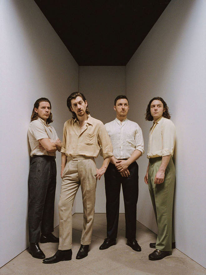 Long Read Arctic Monkeys | Лонгрид Arctic Monkeys — Изображение №20 — Интерфейсы, Графика на Dprofile