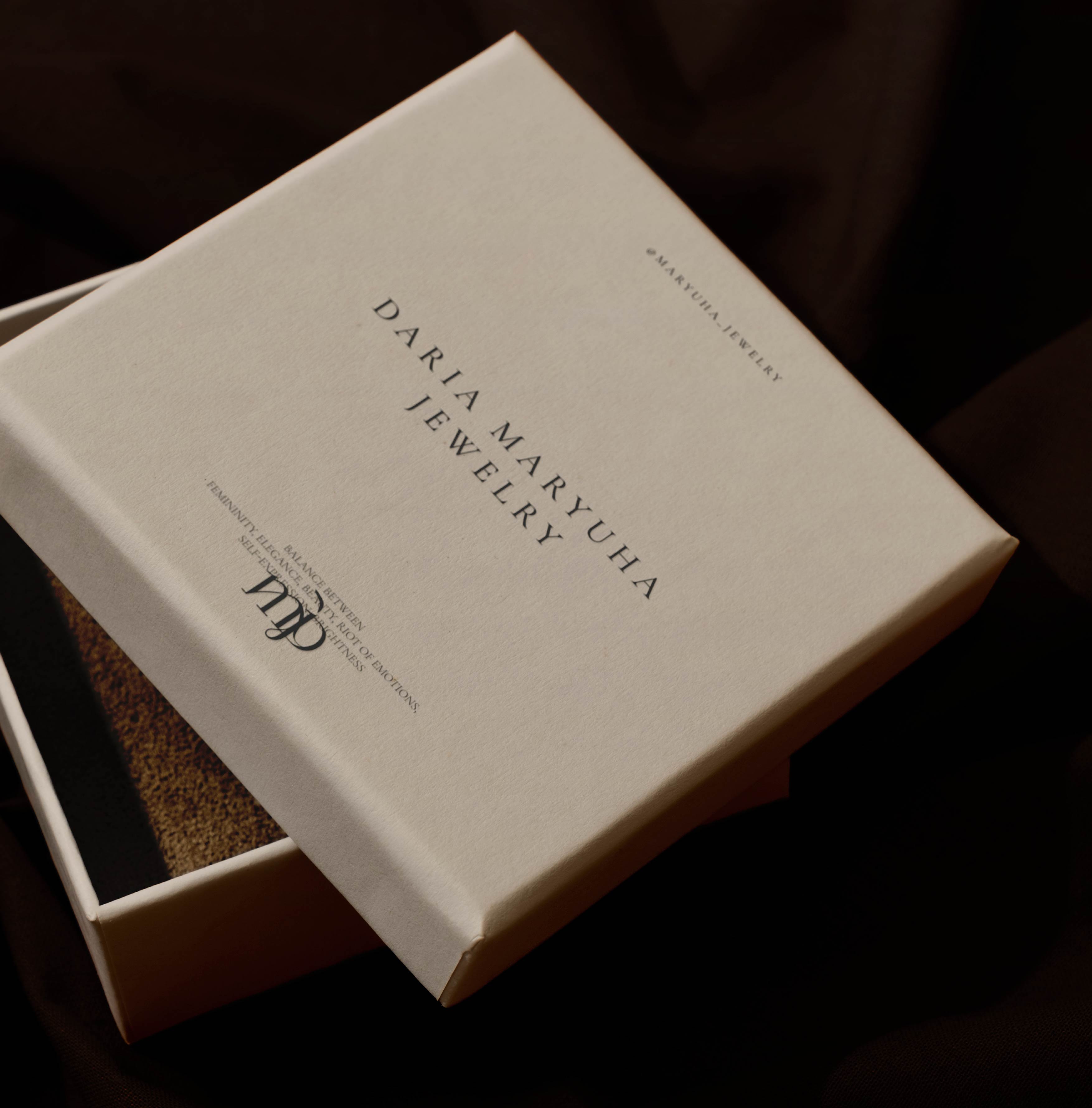 DARIA MARYUHA JEWELRY | Айдентика для бренда украшений — Изображение №1 — Брендинг на Dprofile