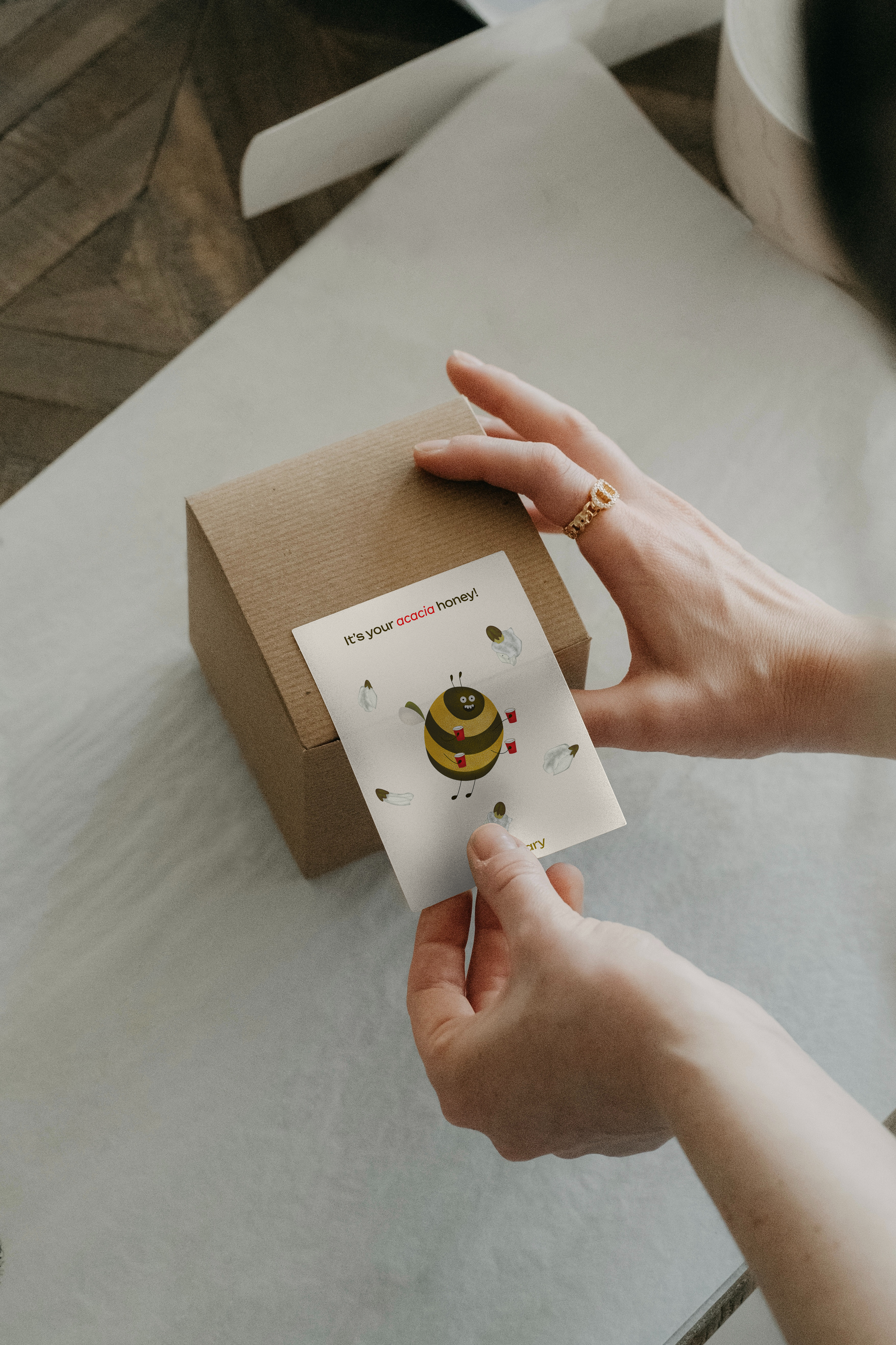 Bee Diary | дизайн упаковки меда | иллюстрации — Изображение №29 — Брендинг на Dprofile