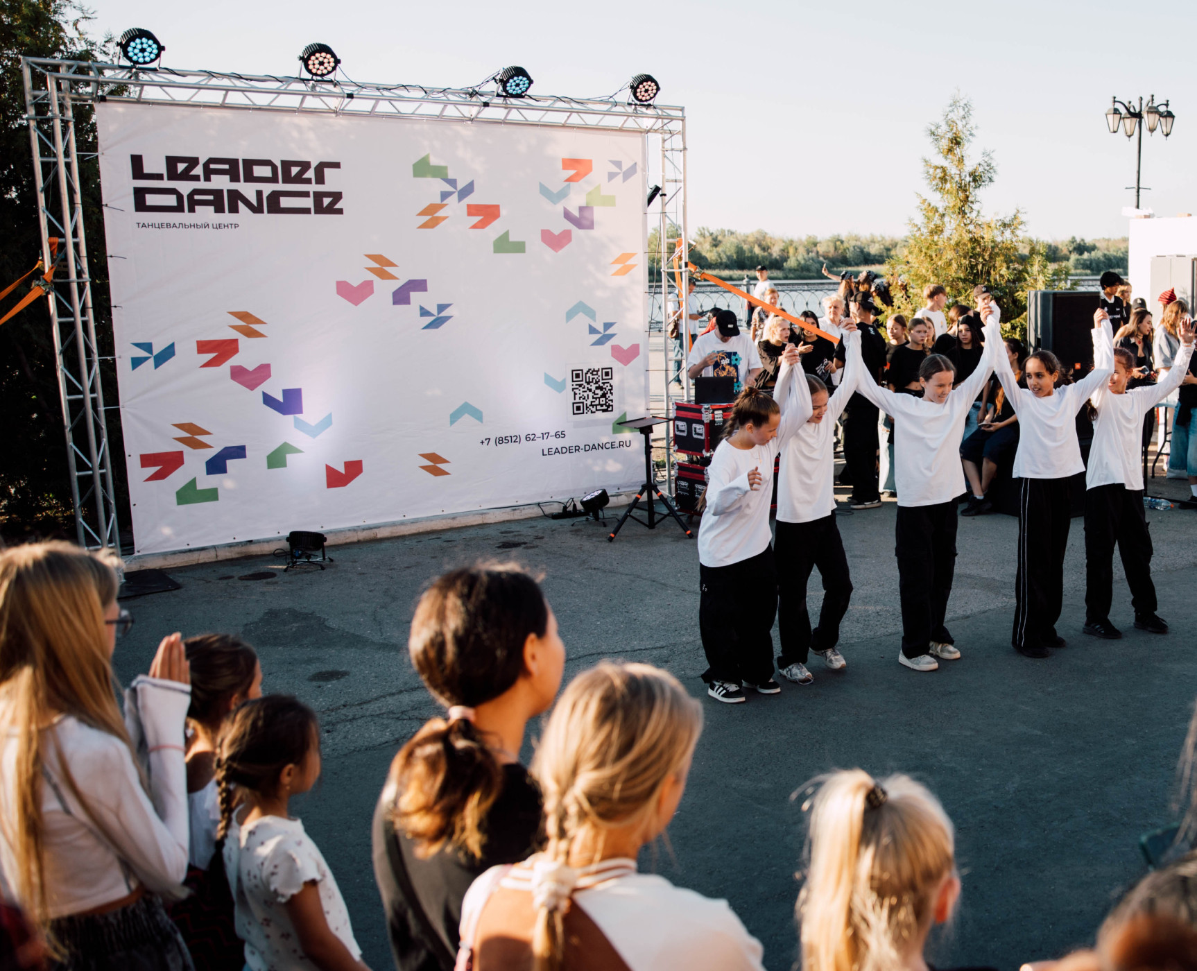 LEADER DANCE / Ребрендинг танцевального центра — Брендинг на Dprofile