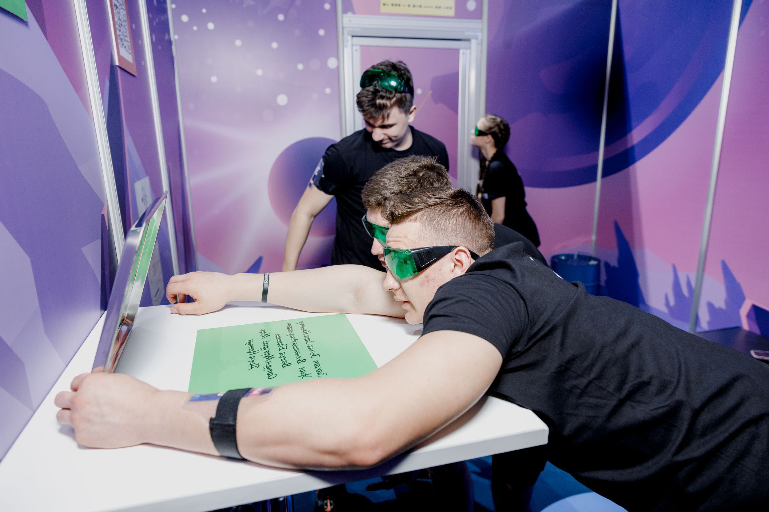 Event Design гонка первых — Изображение №18 — Брендинг, Графика на Dprofile