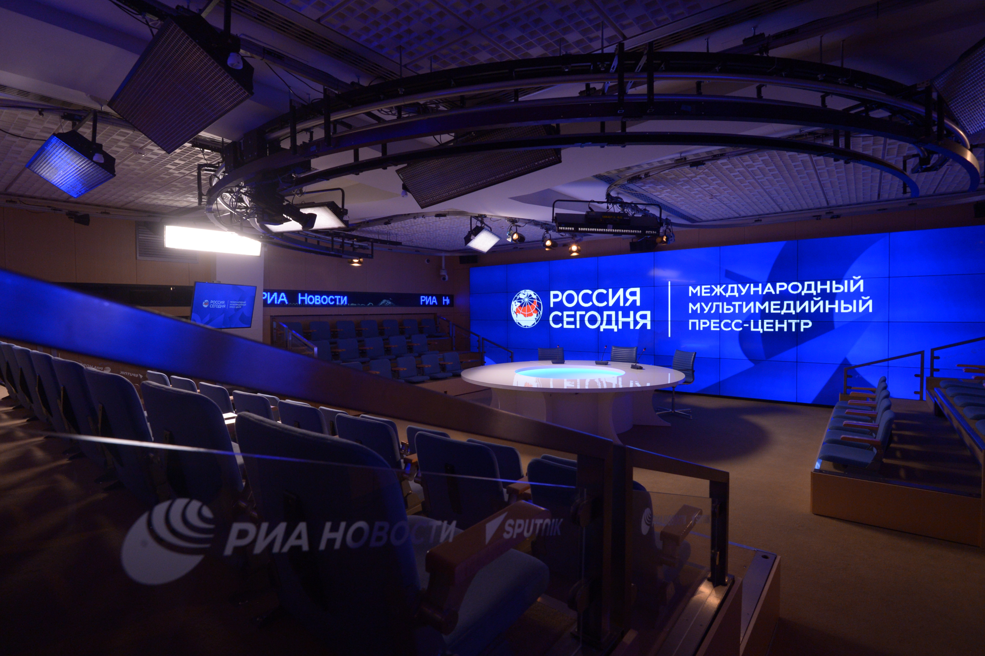 Редизайн стиля медиагруппы «Россия сегодня» — Изображение №10 — Брендинг на Dprofile
