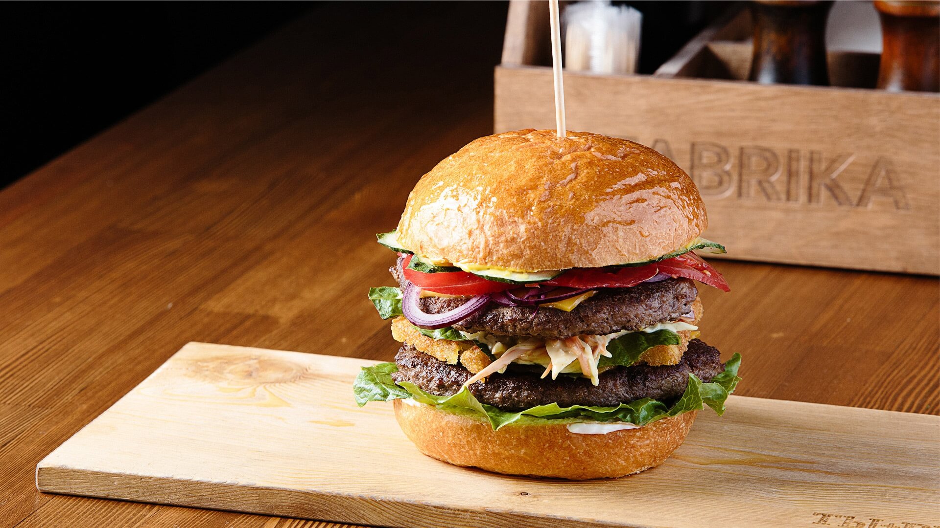 Фирменный стиль для кафе-бара FABRIKA — Изображение №7 — Брендинг на Dprofile