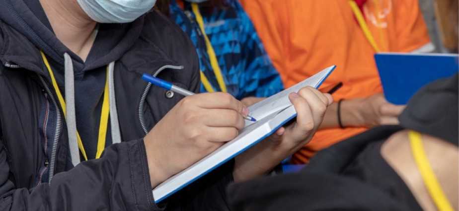 Графдизайн для лагеря-семинара Поколение 21 — Изображение №9 — Графика на Dprofile