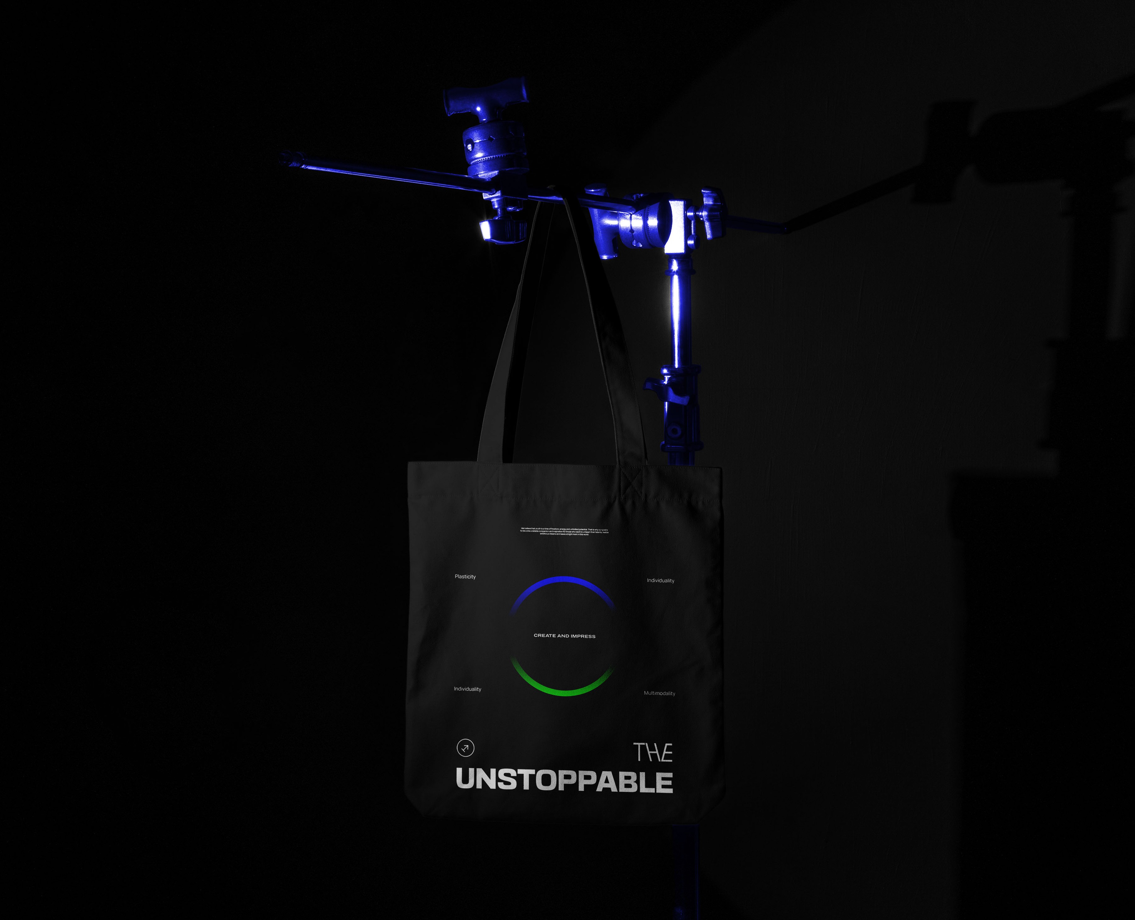 THE  UNSTOPPABLE — Брендинг, Графика на Dprofile