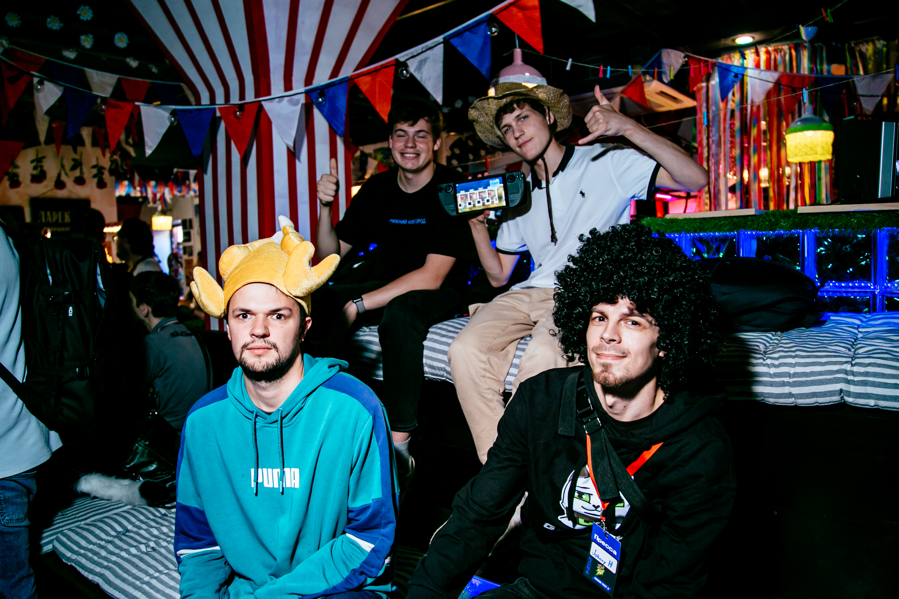 GEEKON FEST 2. Разработка логотипа — Изображение №21 — Брендинг, Иллюстрация на Dprofile
