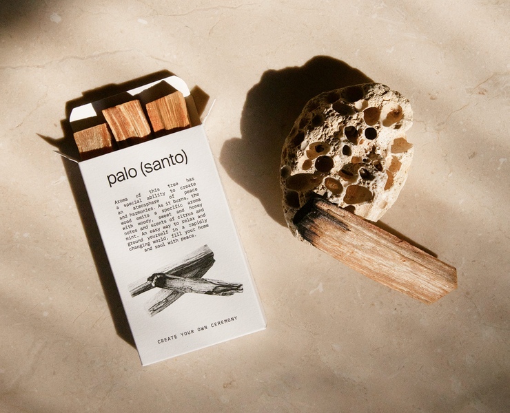 PALO SANTO & CANDLE /PACKAGING/ — Брендинг, Графика на Dprofile