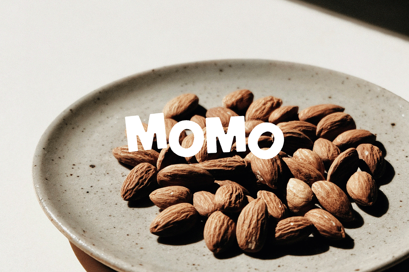 MOMO branding — Изображение №5 — Брендинг, Маркетинг на Dprofile