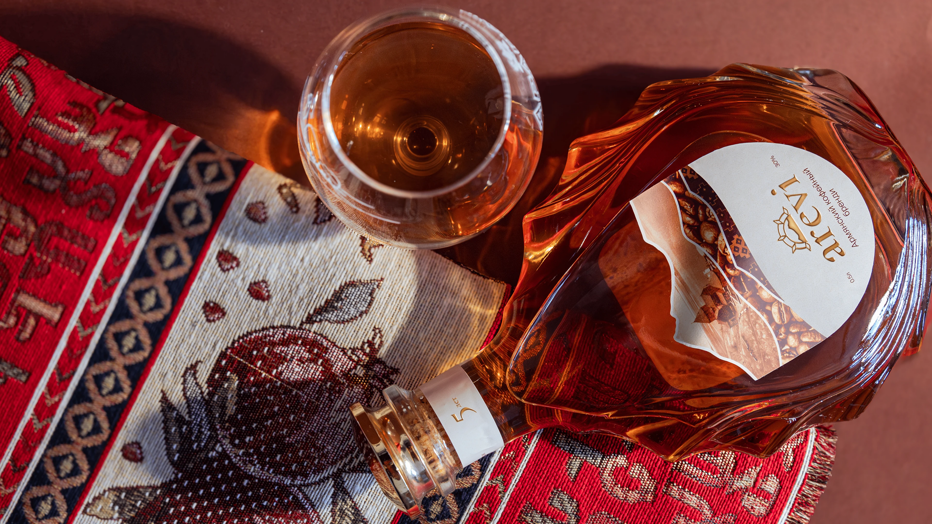 AREVI | Armenian cognac design & branding — Изображение №26 — Брендинг, Графика на Dprofile