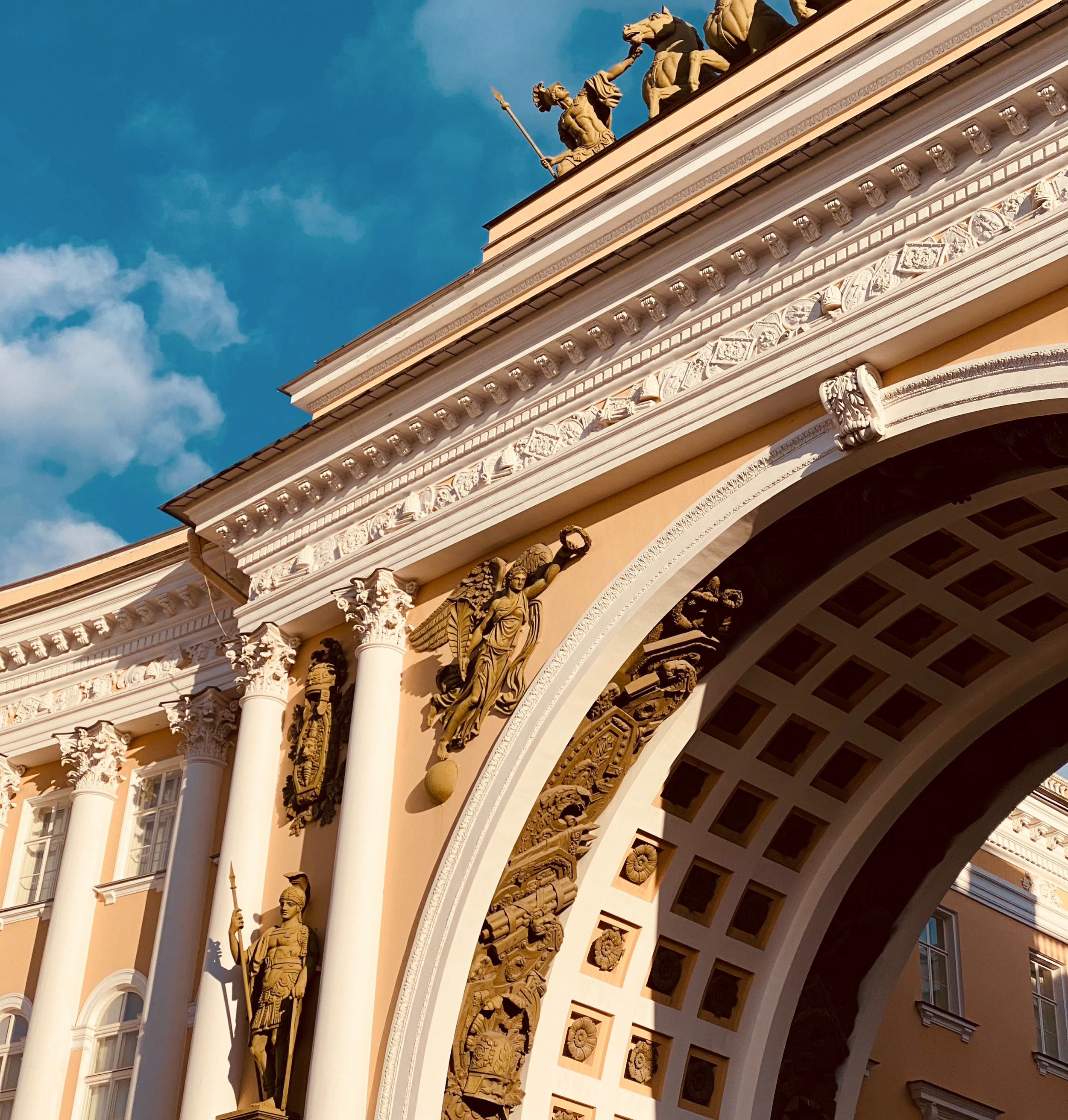 WONE Hotels. Ребрендинг группы отелей — Изображение №15 — Брендинг, Графика на Dprofile
