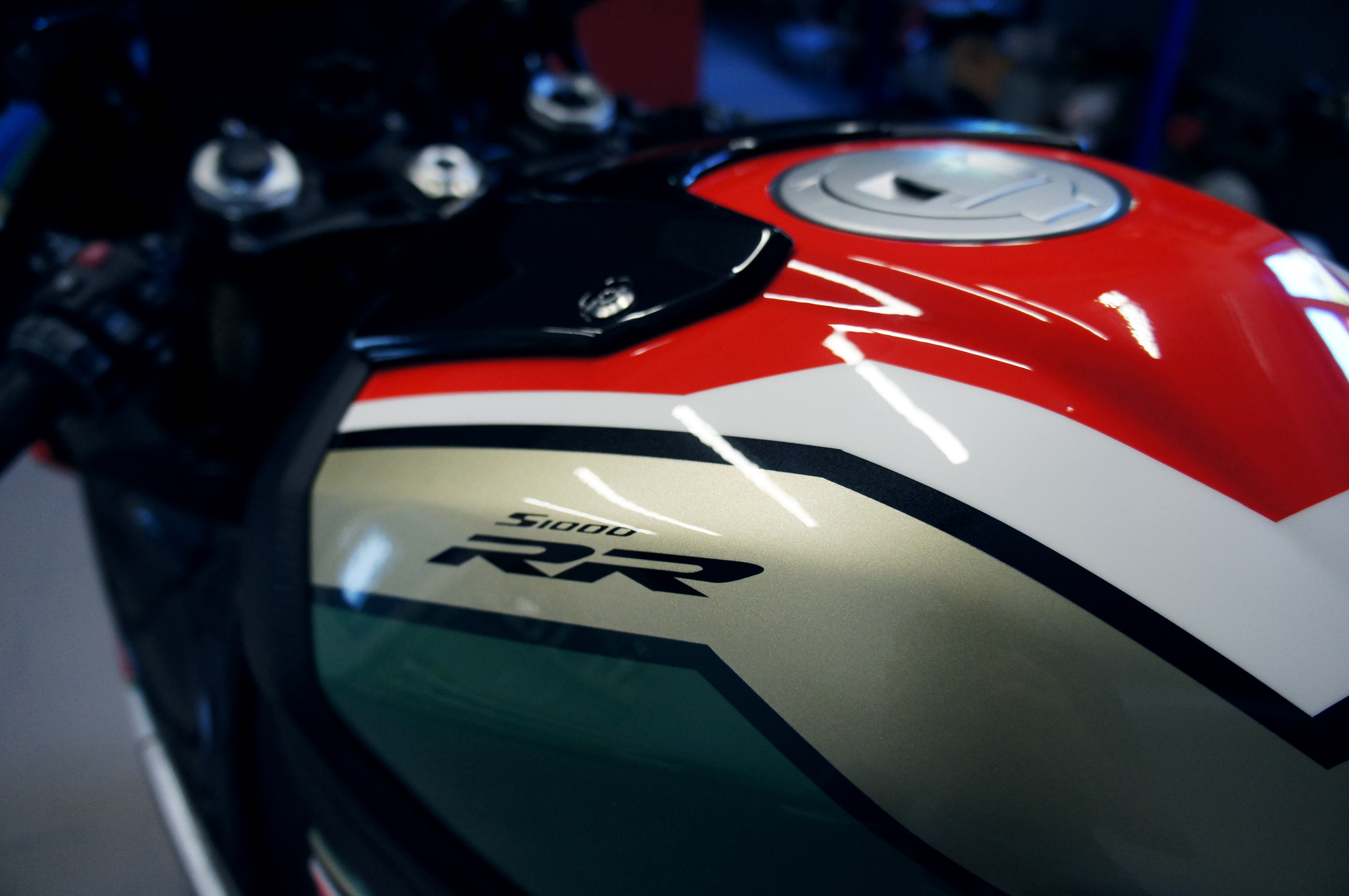 Vitelli Racing Artworks: BMW S1000RR — Изображение №4 — Брендинг на Dprofile