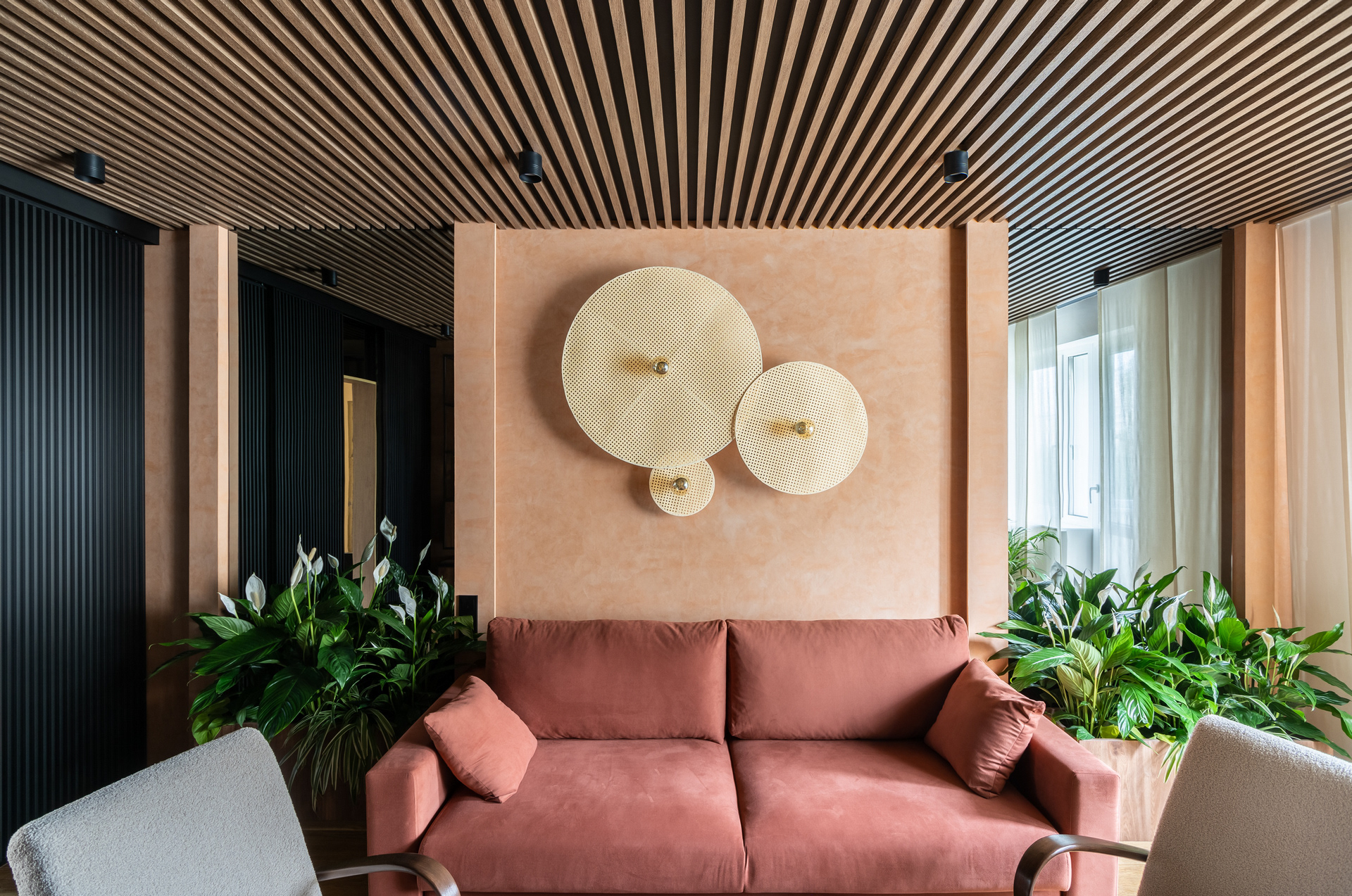 Световой дизайн в тропической гостиной — Изображение №7 — Брендинг на Dprofile