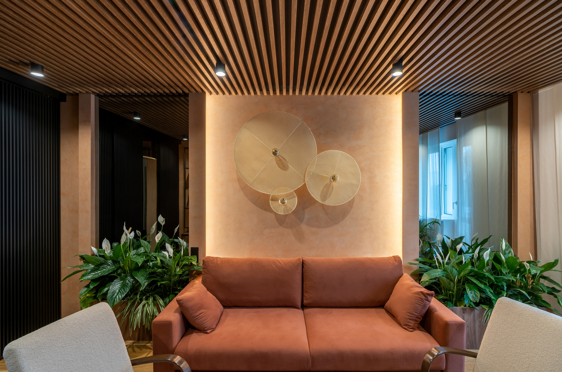 Световой дизайн в тропической гостиной — Изображение №9 — Брендинг на Dprofile