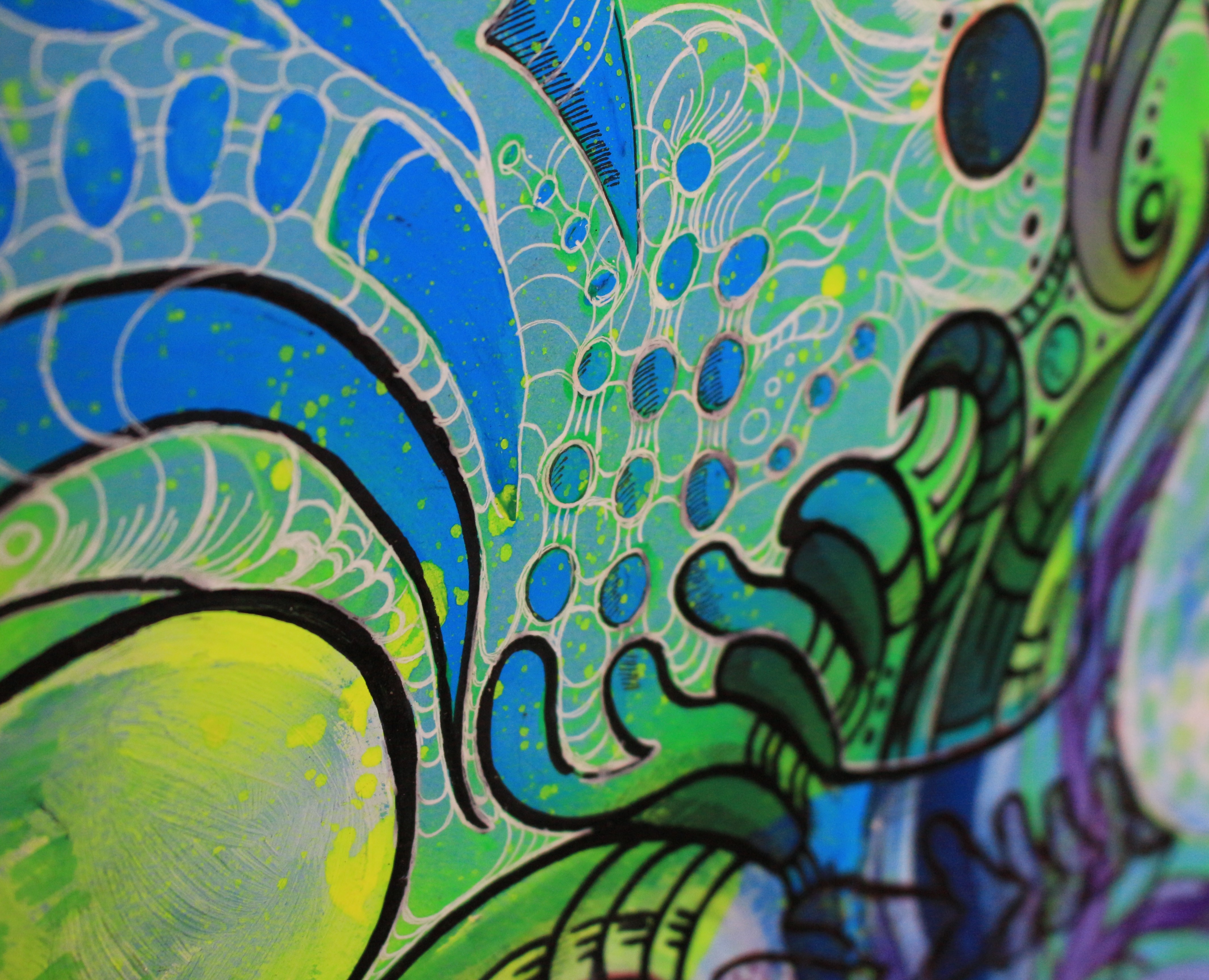 Флуоресцентно — Графика на Dprofile