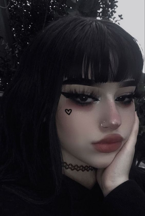 Cosmetic brand: Crescent — Изображение №12 — Брендинг, 3D на Dprofile