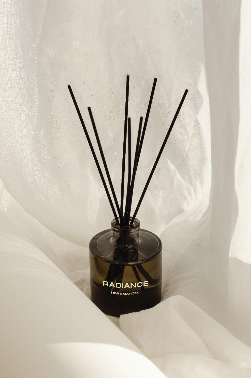 фирменный стиль для бренда свечей — Изображение №6 — Брендинг, Графика на Dprofile